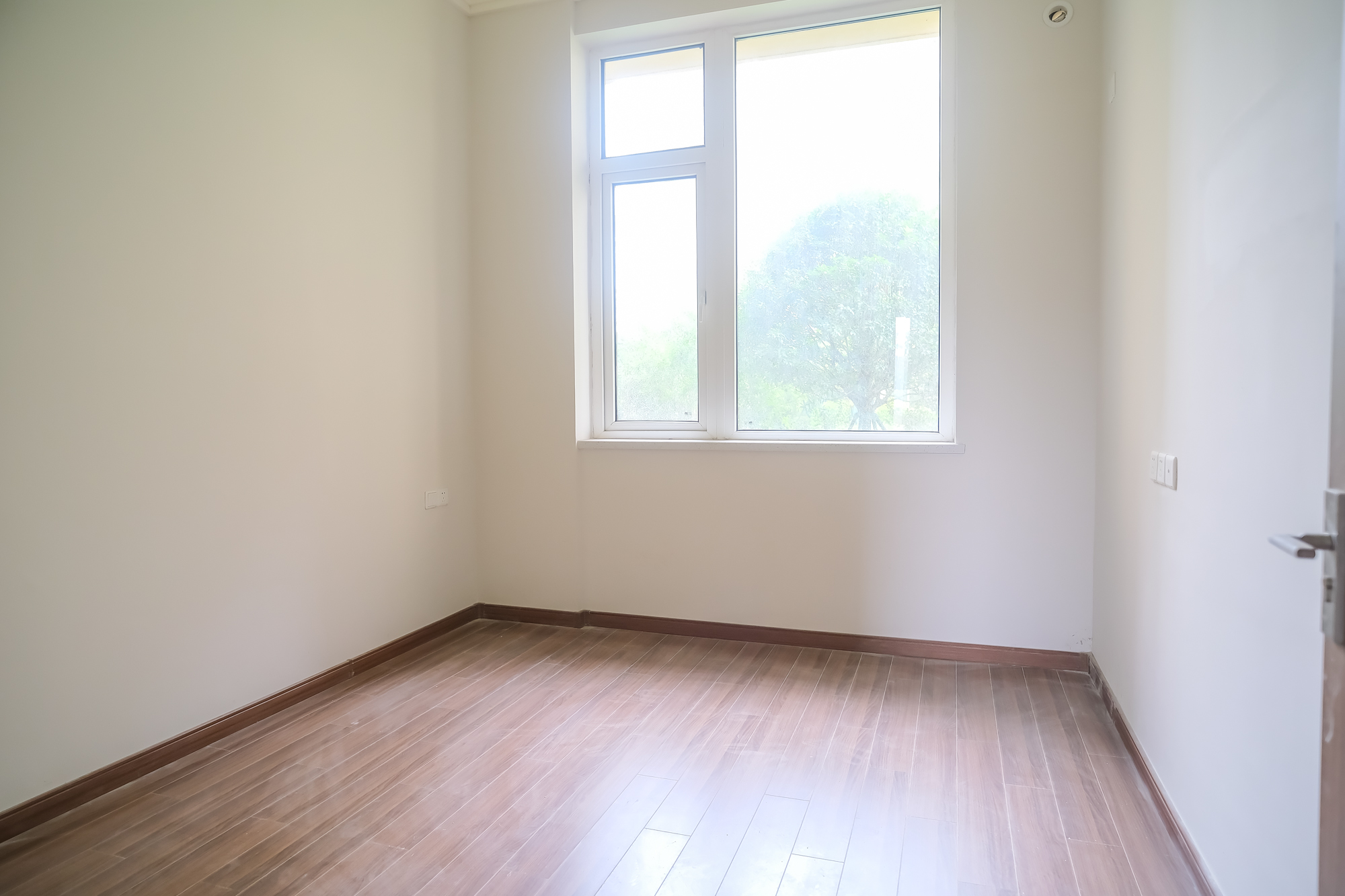 保利香槟国际 4室2厅2卫 99.8万 保利香槟国际 4室2厅2卫 99.8万卧室