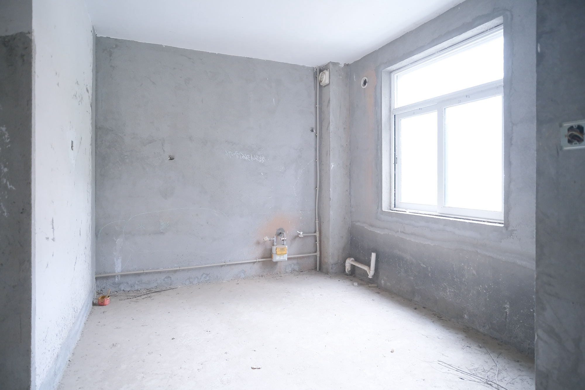 山水湾  4室2厅1卫    408.0万 山水湾  4室2厅1卫    408.0万厨房