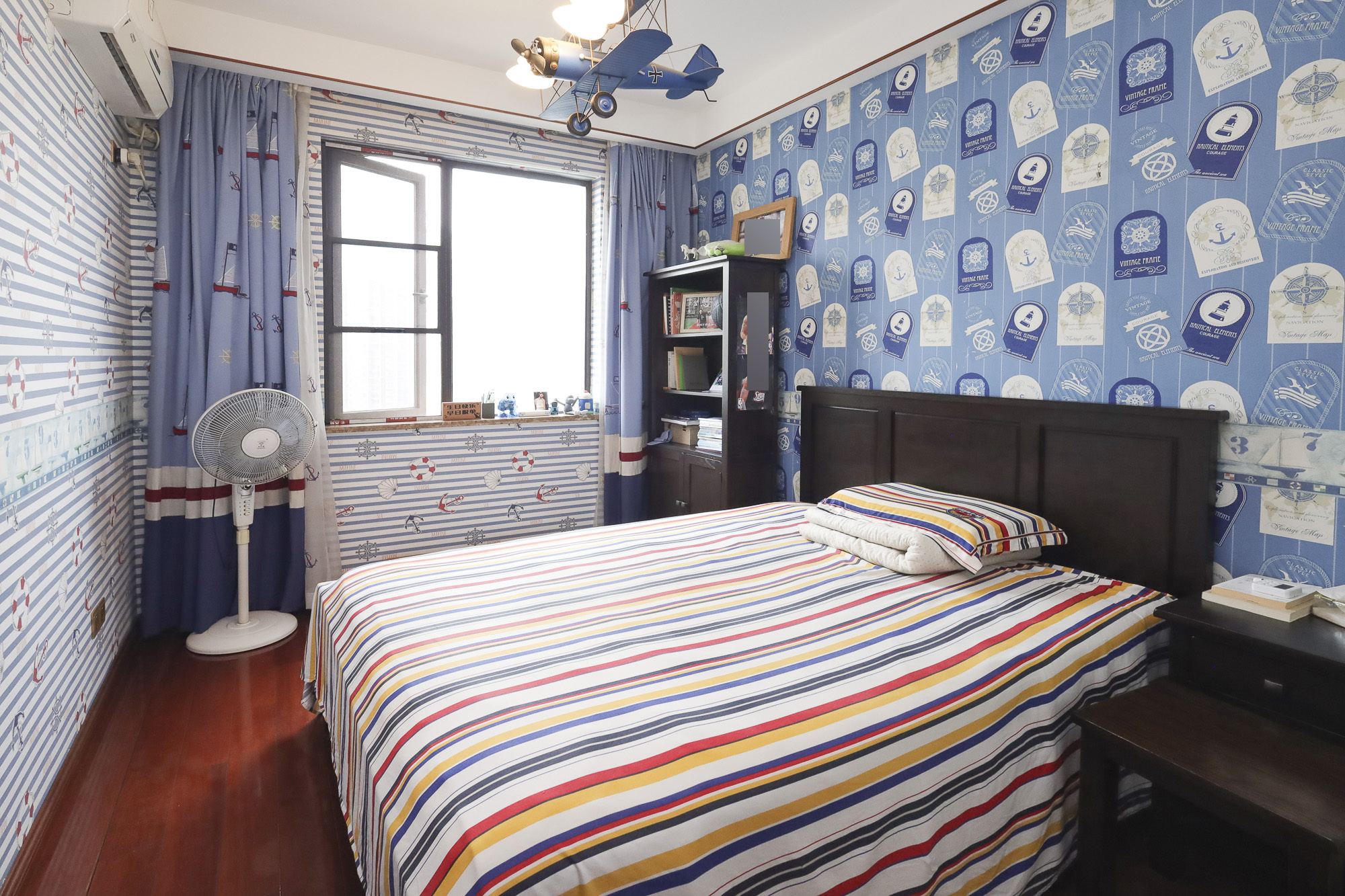 世茂外滩里（世茂铂翠湾三期）  4室2厅2卫    225.0万卧室