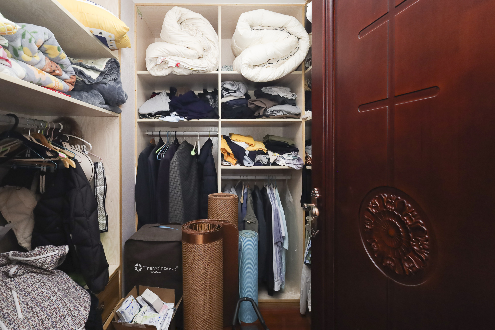 世茂外滩里（世茂铂翠湾三期）  4室2厅2卫    225.0万其他