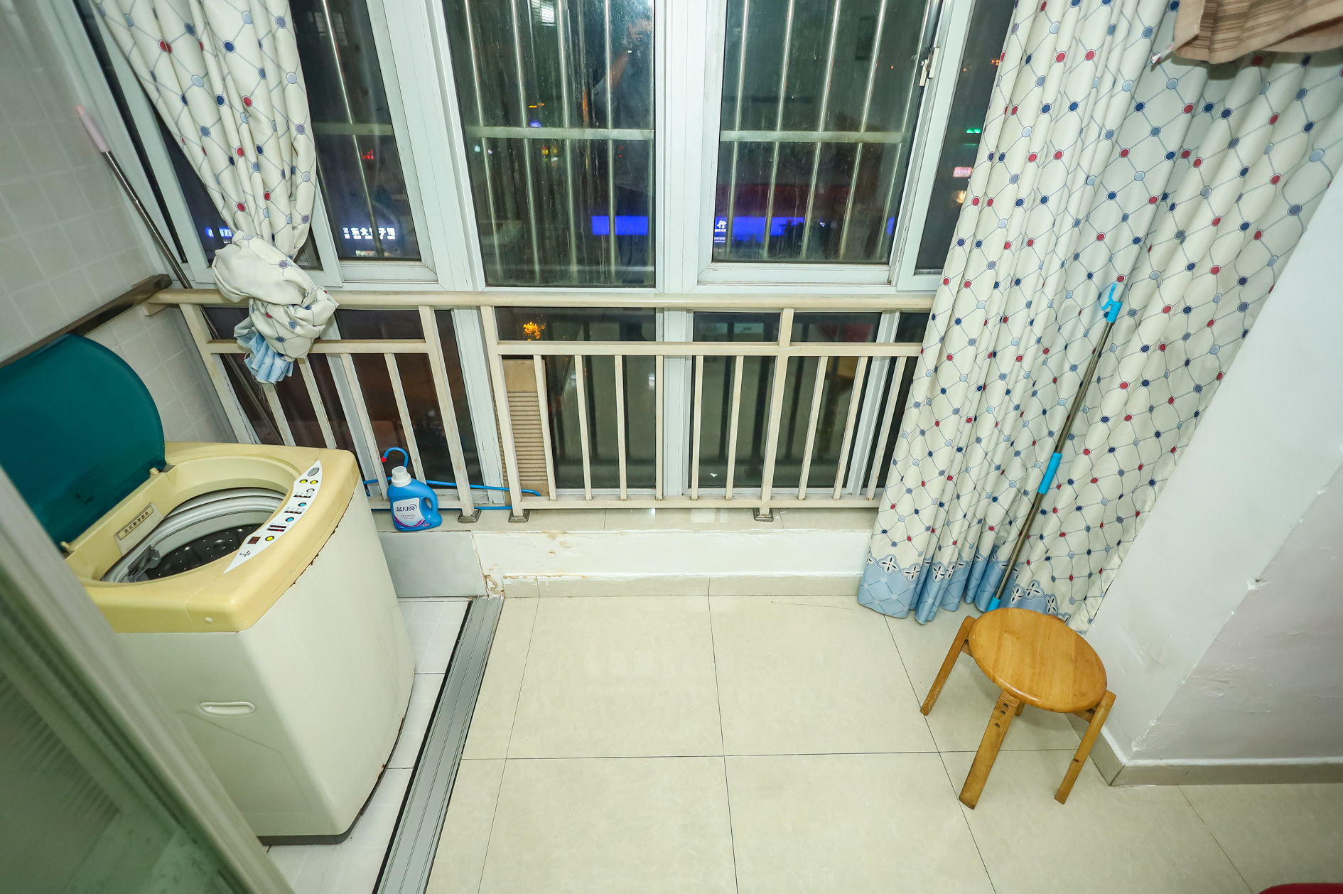 时代星城 1室1厅1卫 20.5万 时代星城 1室1厅1卫 20.5万阳台