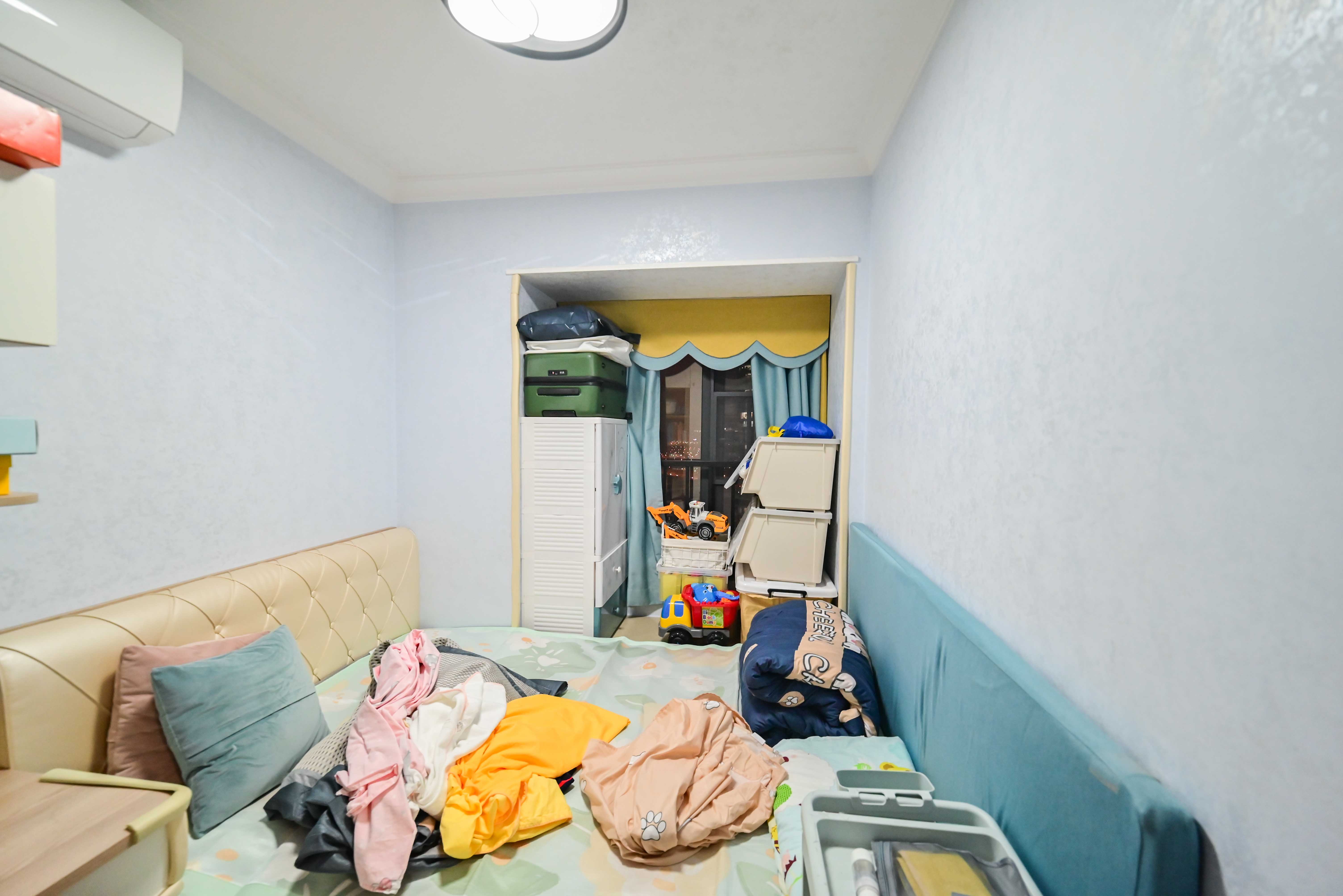 万科魅力之城锋镜里  3室2厅1卫    117.0万其他