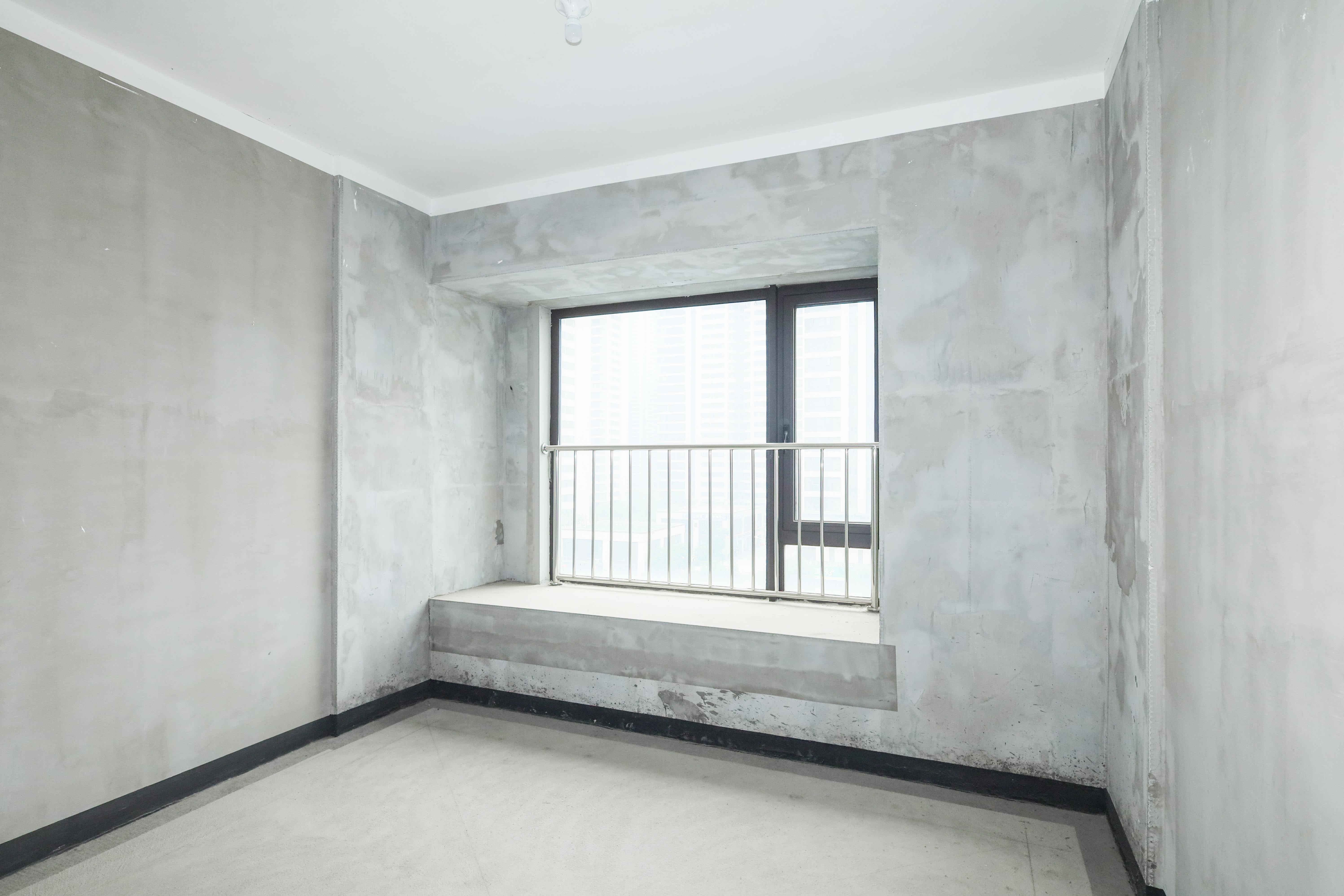 建发央著  3室2厅2卫   173.80万卧室