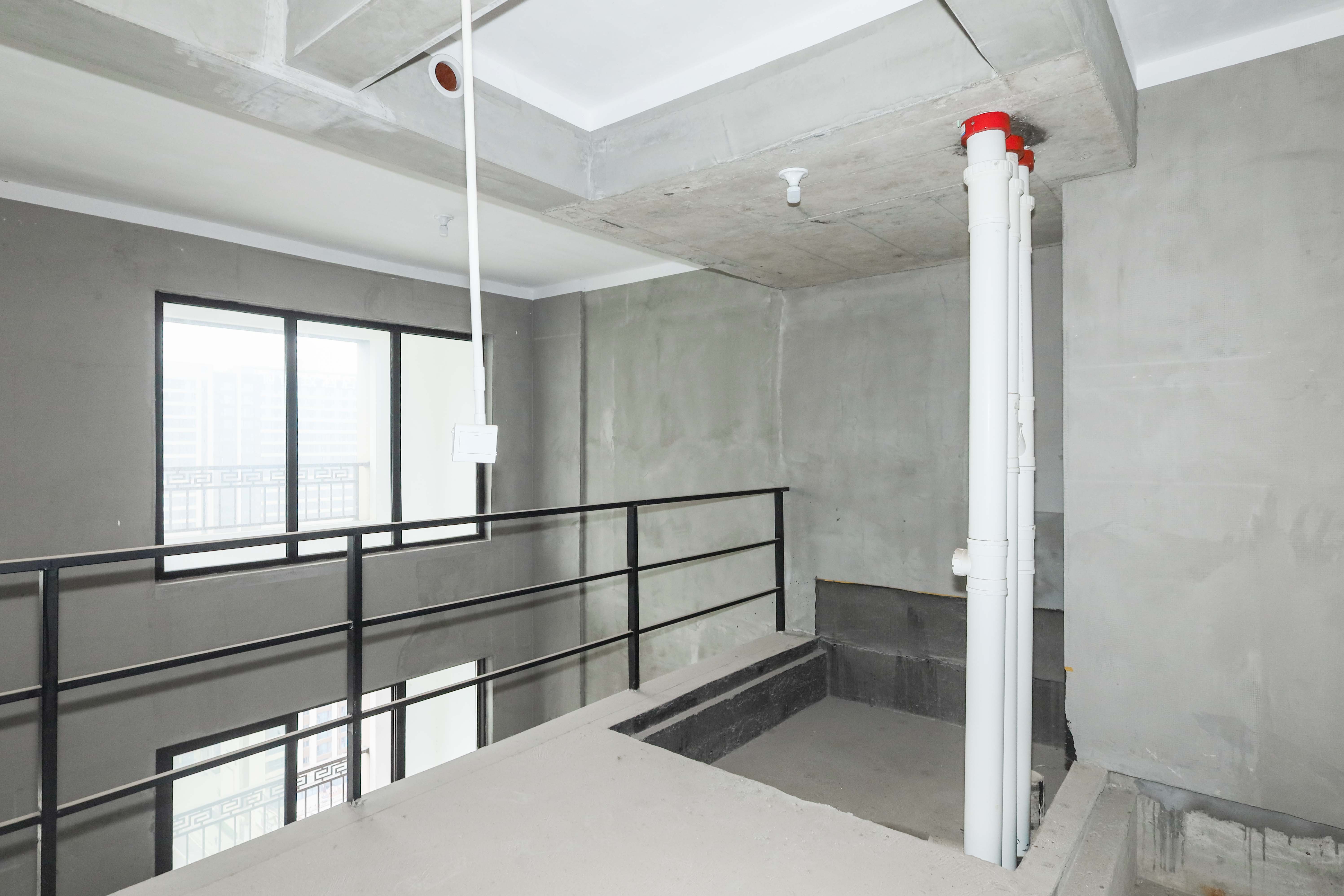 建发央著  4室2厅2卫   199.80万其他