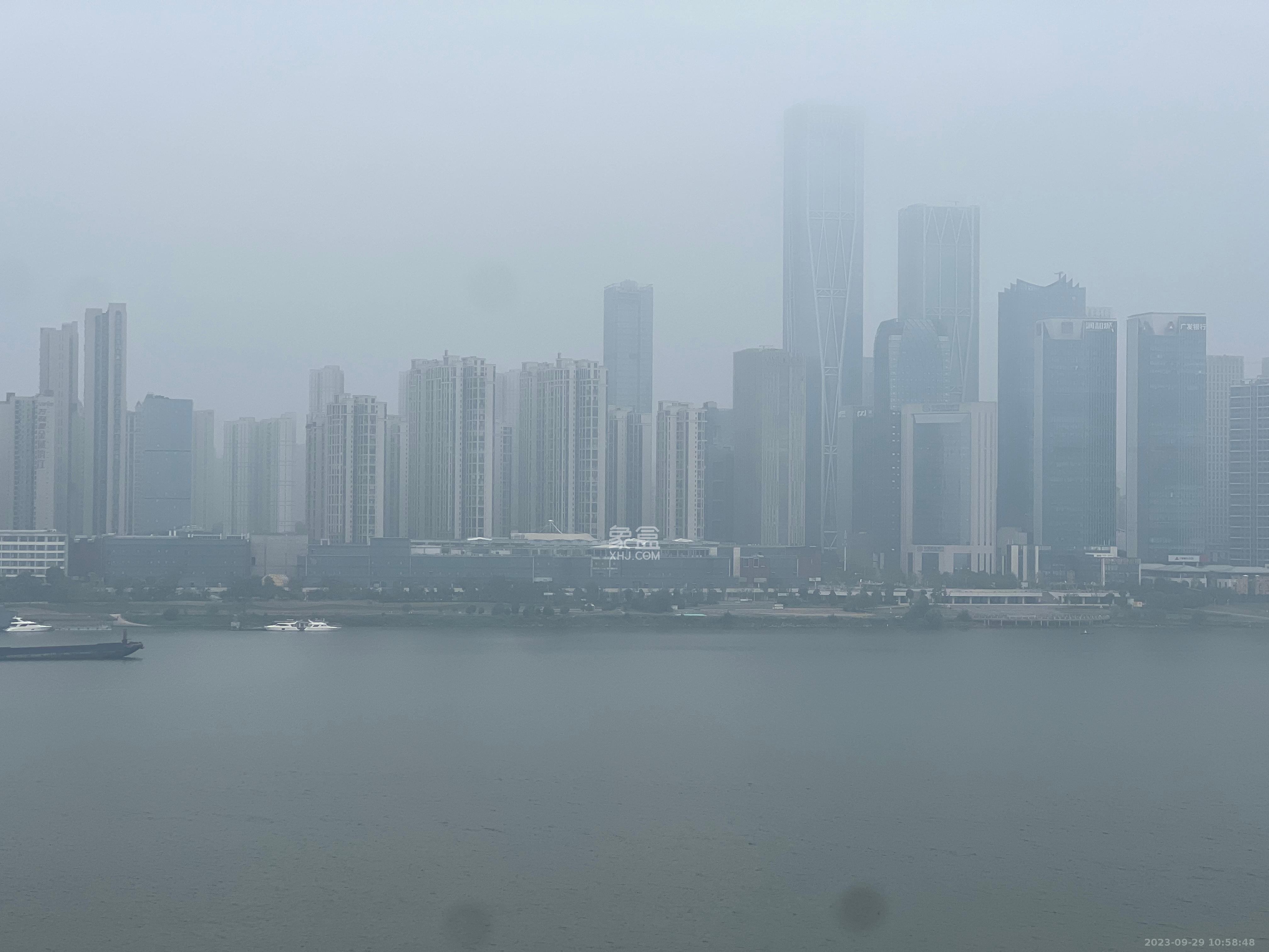 北辰定江洋  3室2厅2卫    18500.0元/月室内图