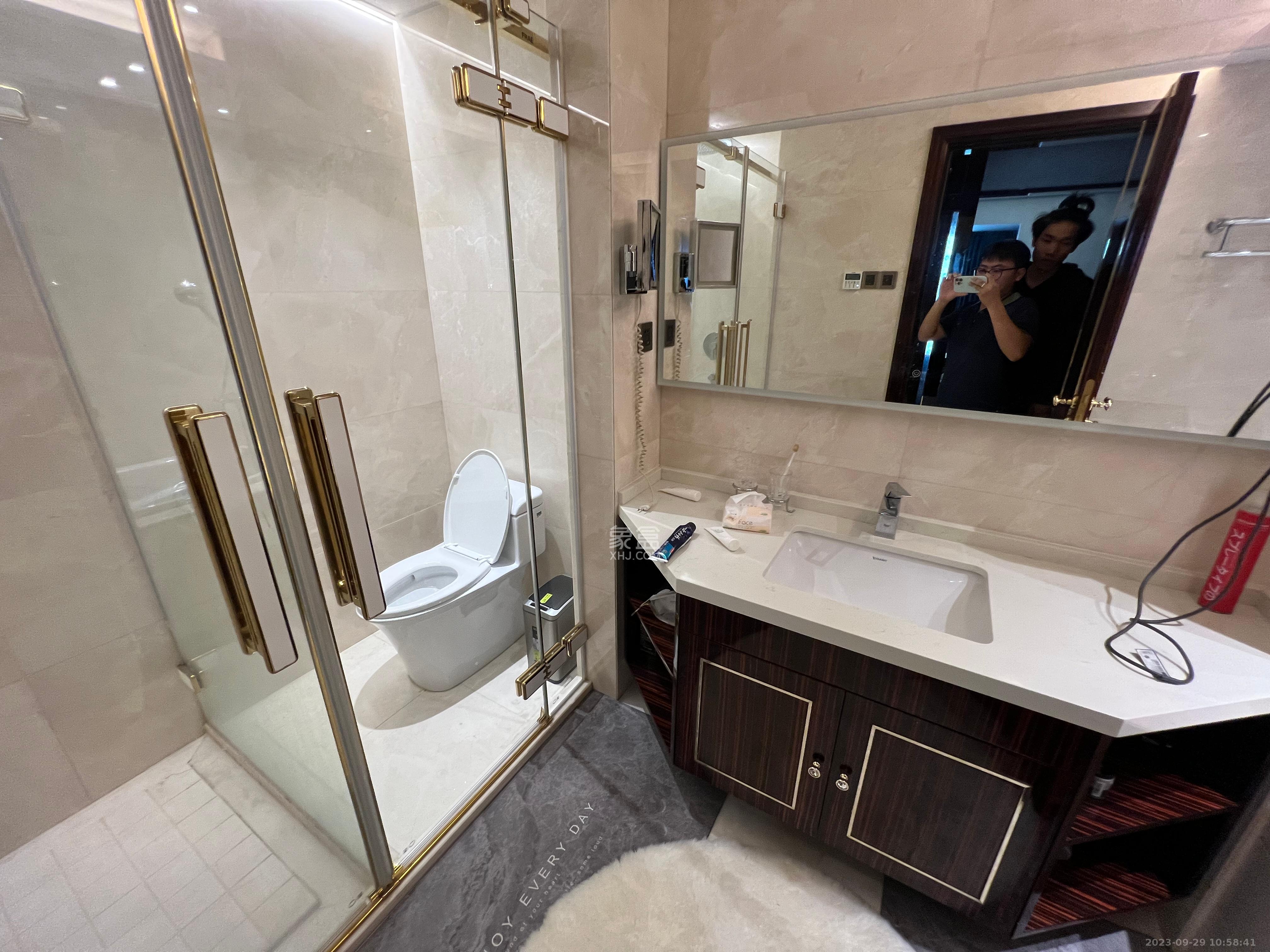 北辰定江洋 3室2厅2卫 18500.0元/月 北辰定江洋 3室2厅2卫 18500.0元/月室内图