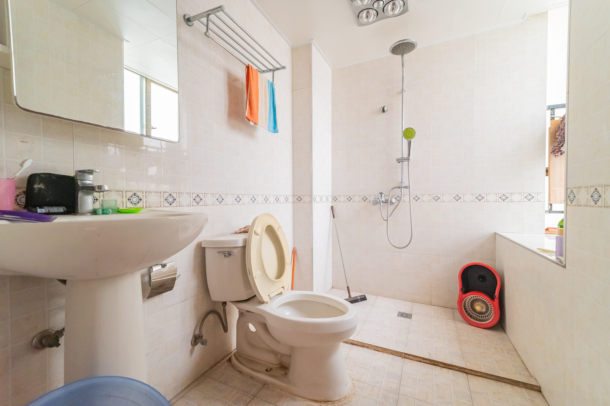 碧桂园威尼斯城 3室2厅1卫 80.0万 碧桂园威尼斯城 3室2厅1卫 80.0万卫生间