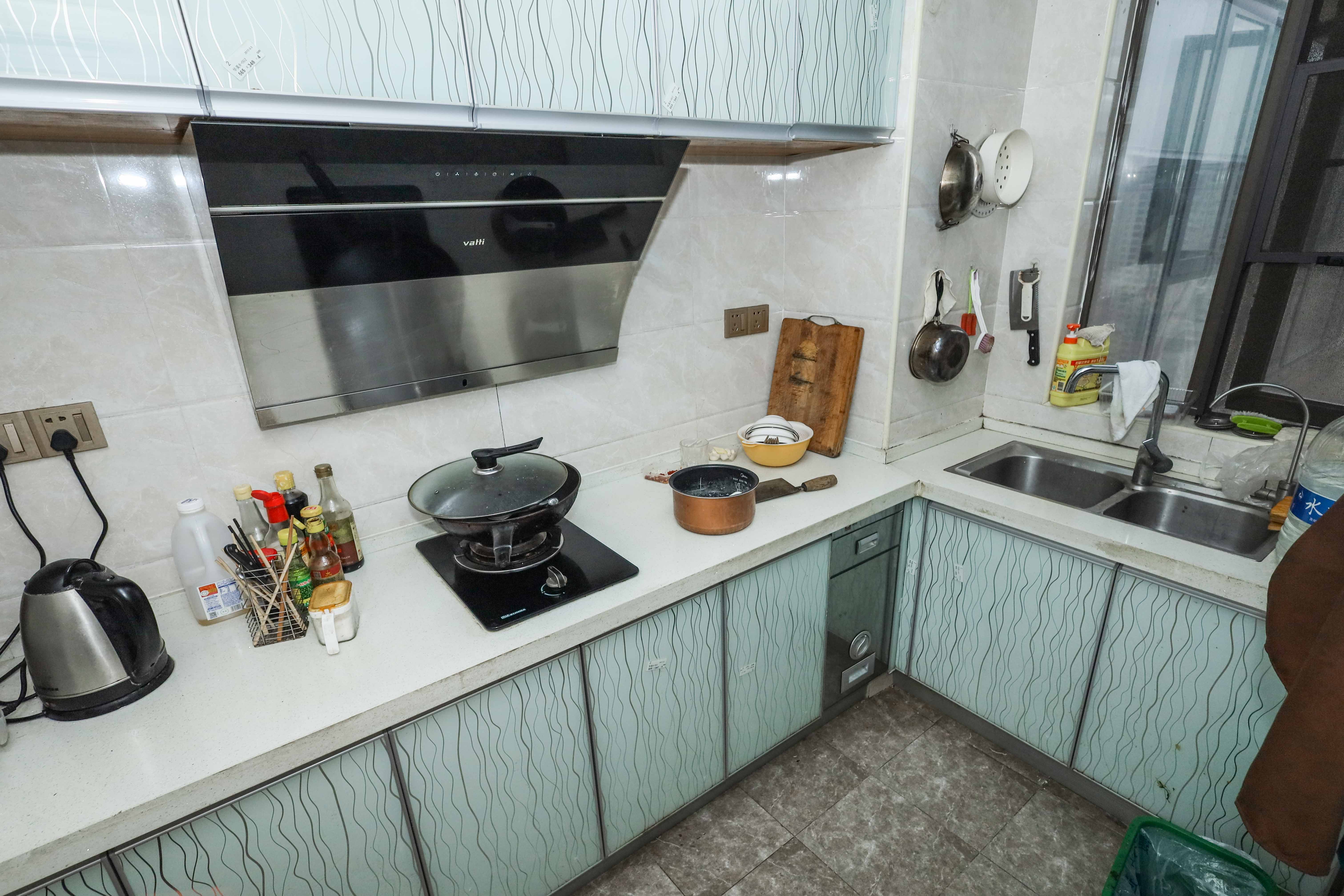 梅溪湖合能璞丽  3室2厅1卫    88.0万 梅溪湖合能璞丽  3室2厅1卫    88.0万厨房