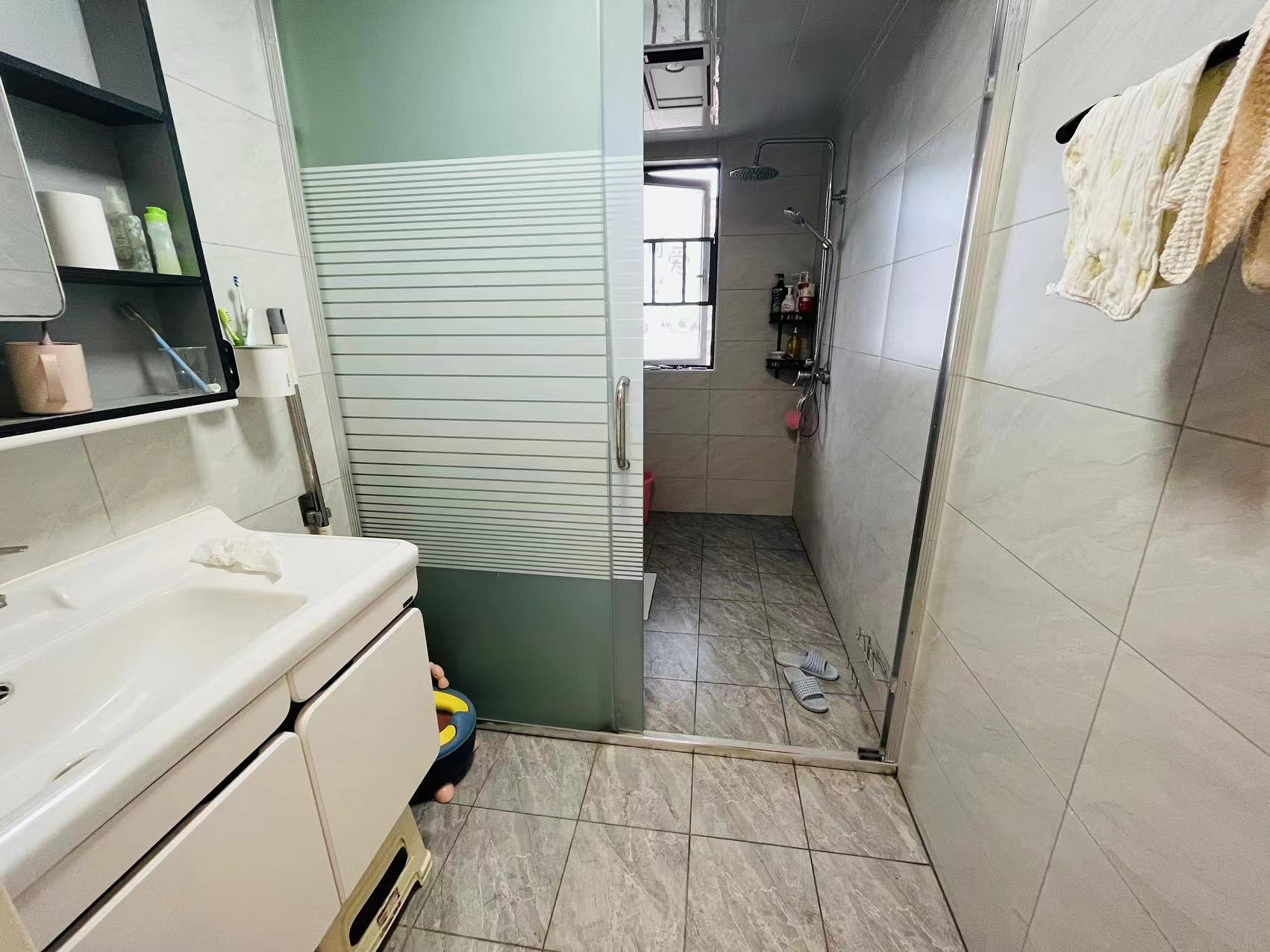 中建江湾壹号  4室2厅2卫   110.00万室内图
