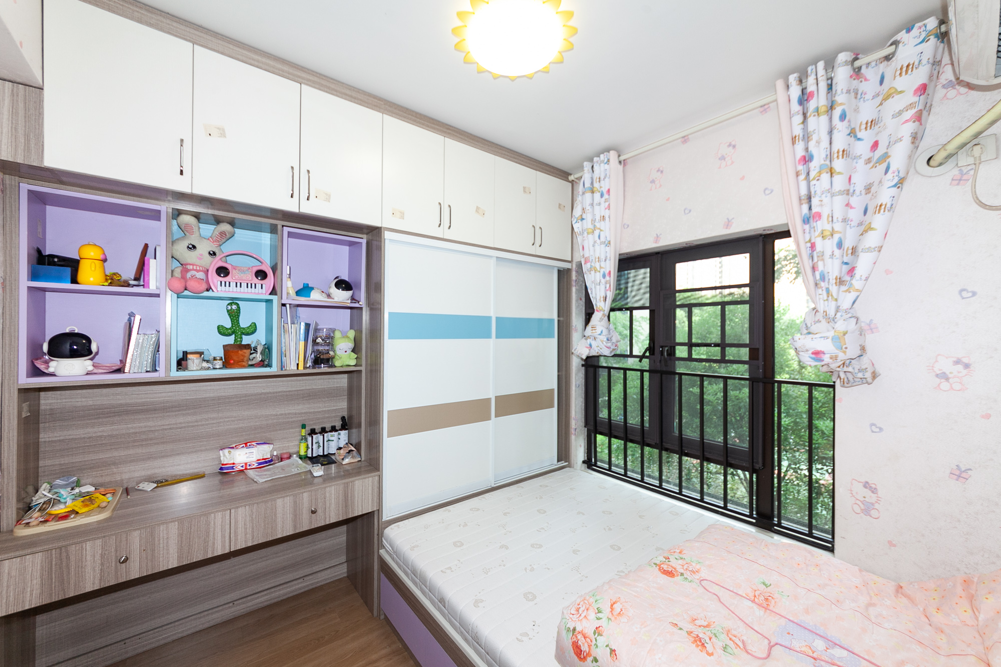 时代倾城三期 3室2厅2卫 112.0万 时代倾城三期 3室2厅2卫 112.0万卧室