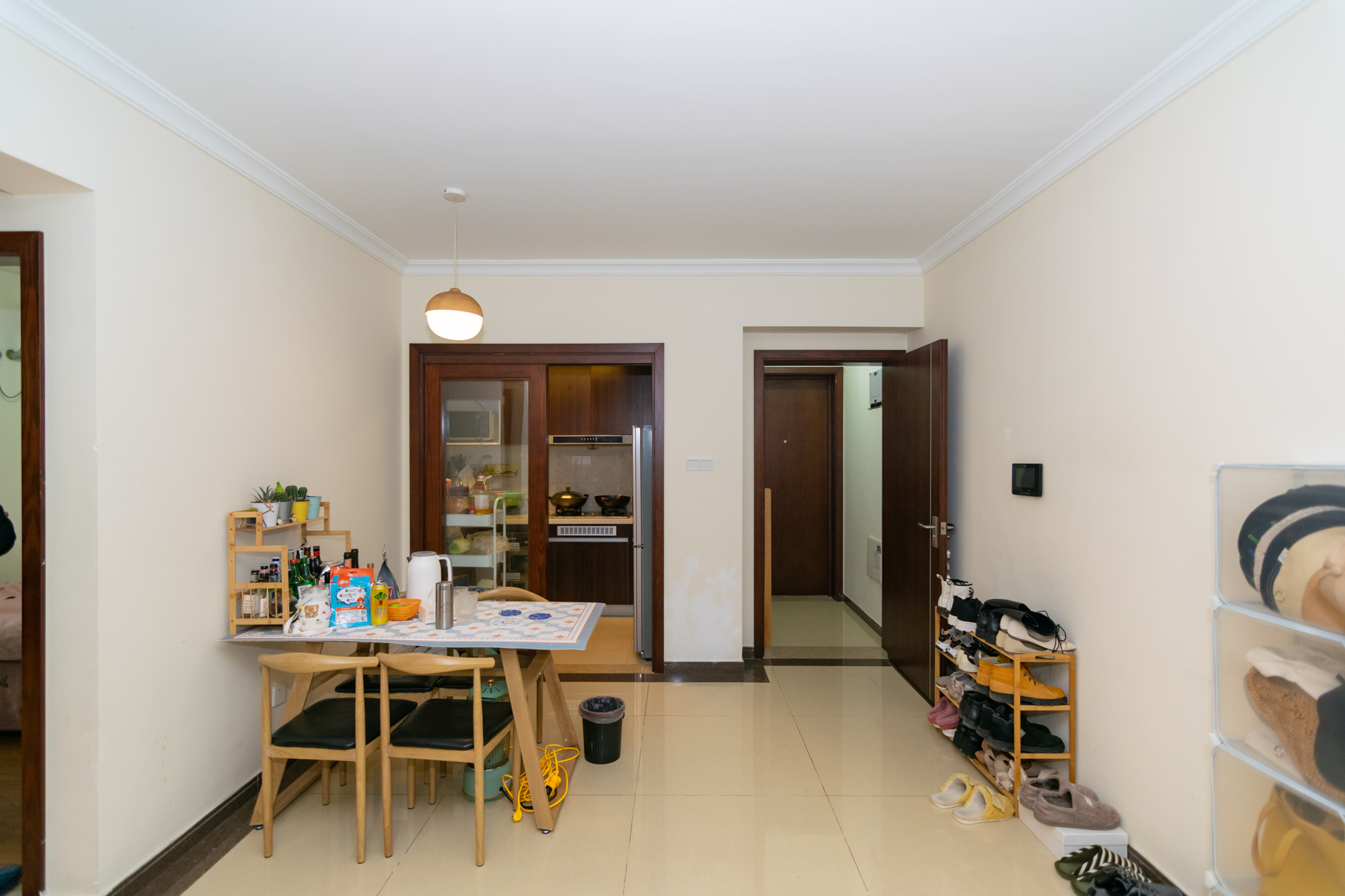 时代倾城二期 2室2厅1卫 80.0万 时代倾城二期 2室2厅1卫 80.0万客厅