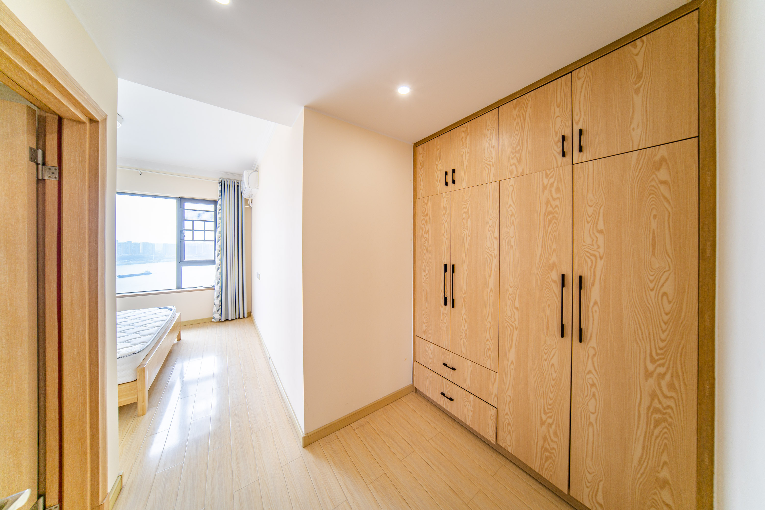 兰亭湾畔  3室2厅2卫   213.50万其他