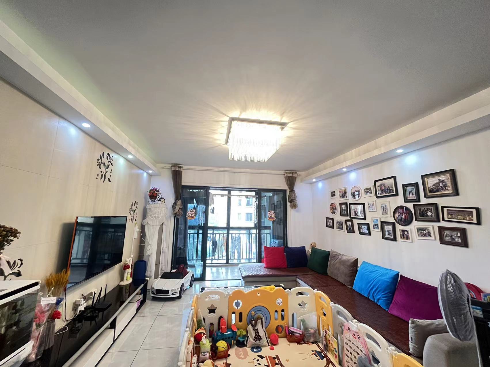 新桂广场 3室2厅2卫 82.0万 新桂广场 3室2厅2卫 82.0万室内图