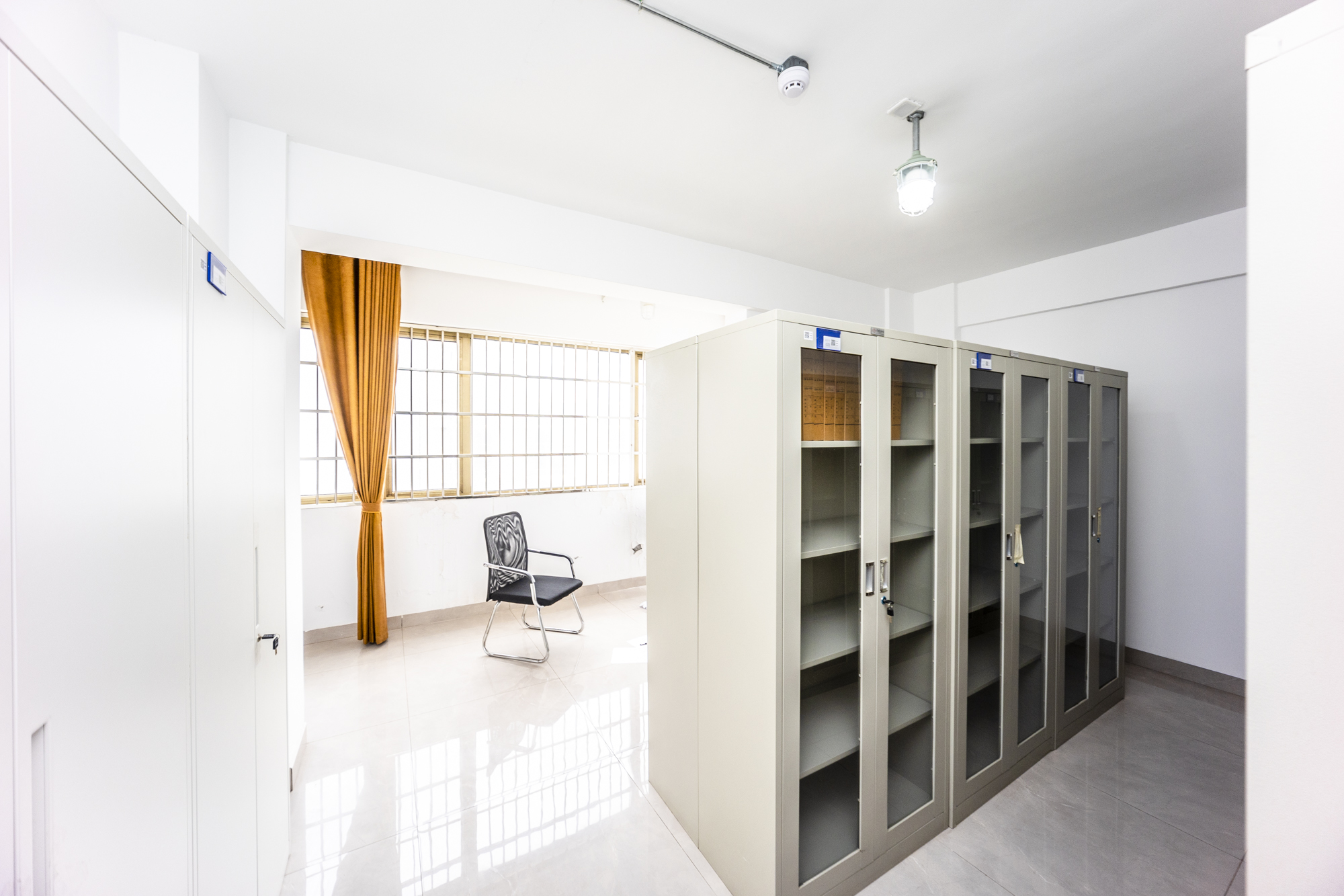 新大新  4室2厅2卫   170.00万其他
