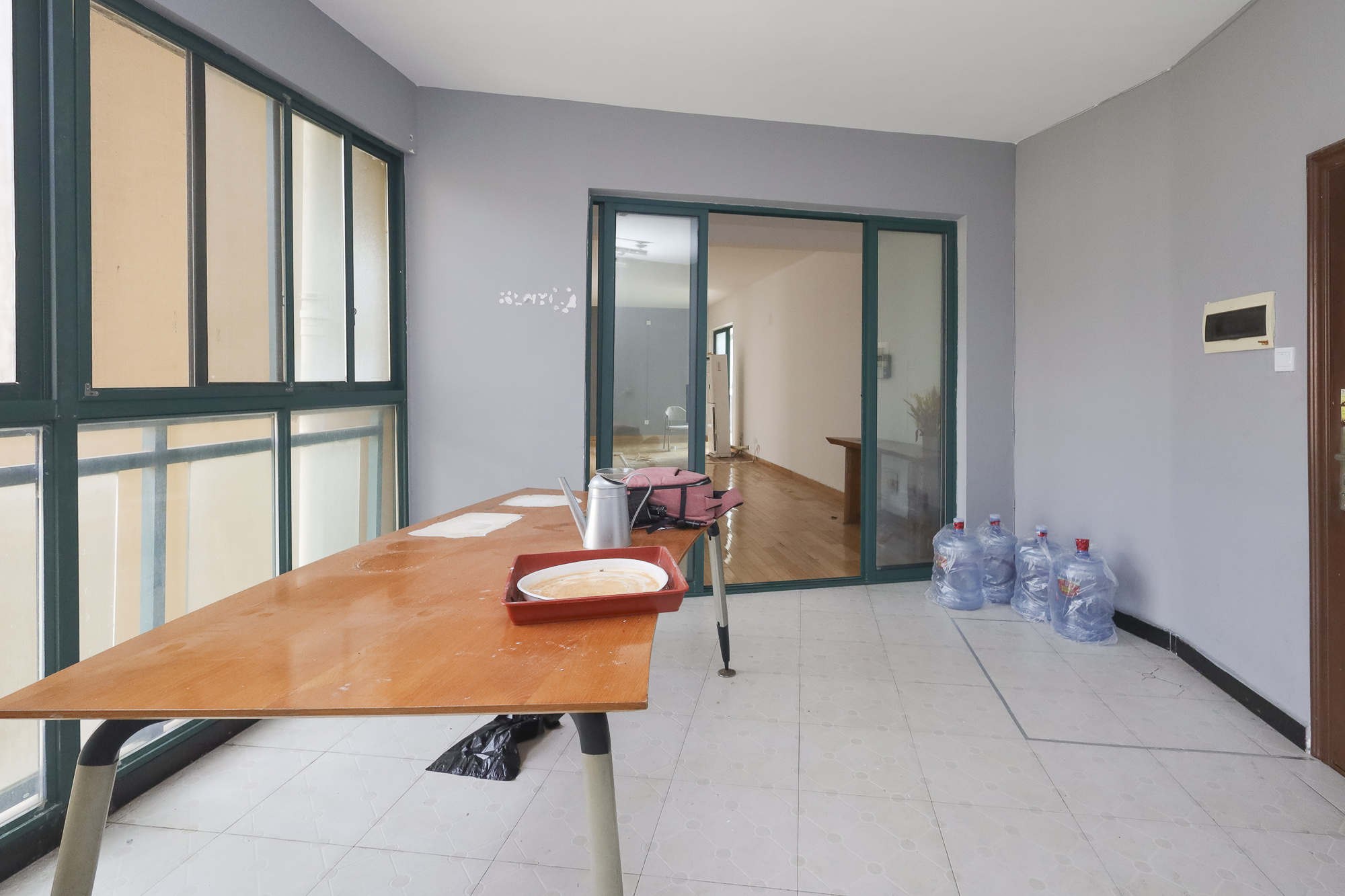 滨江金座 3室2厅2卫 125.0万 滨江金座 3室2厅2卫 125.0万阳台