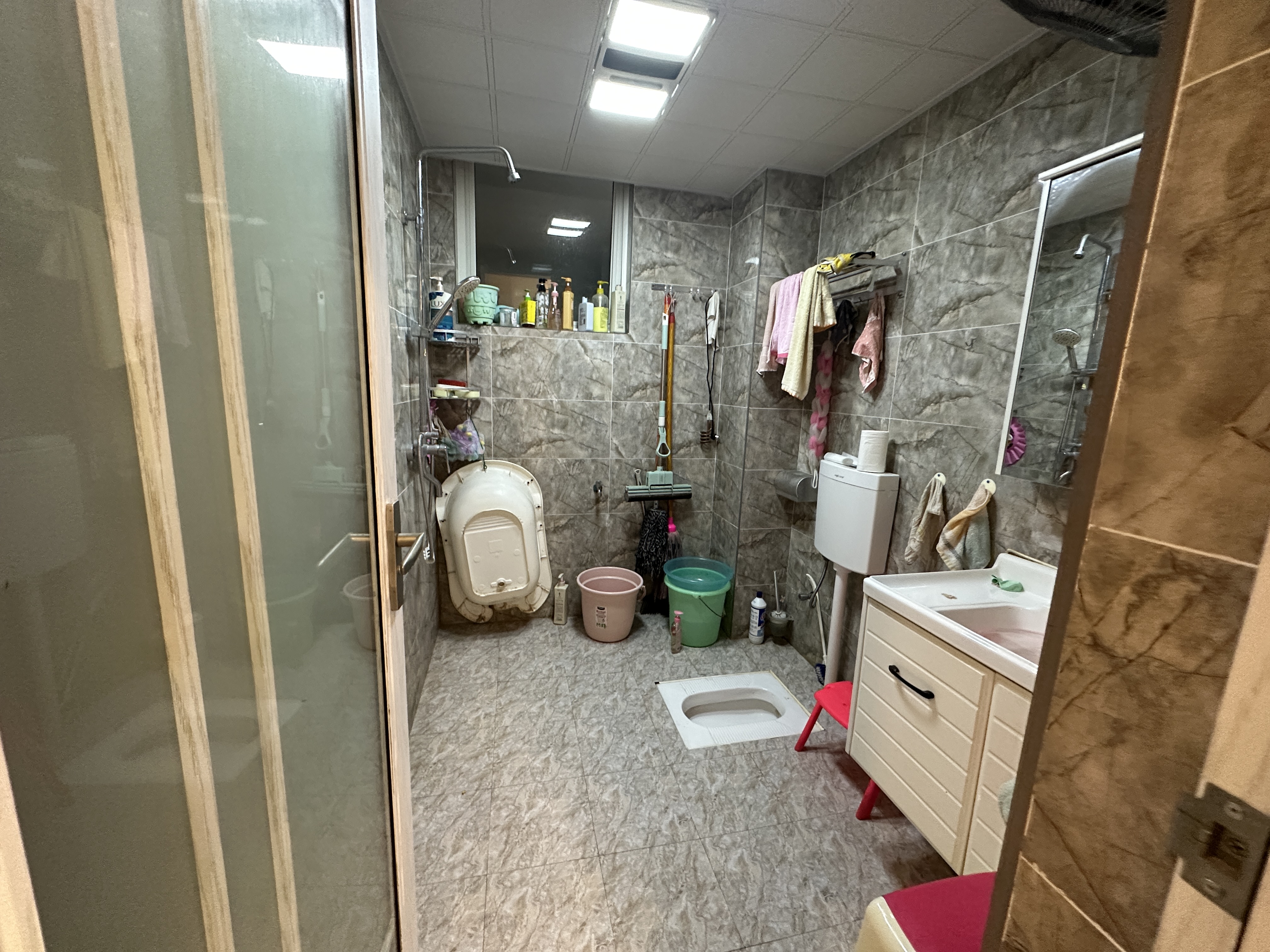 九八缔景城  4室2厅2卫    100.0万 九八缔景城  4室2厅2卫    100.0万室内图