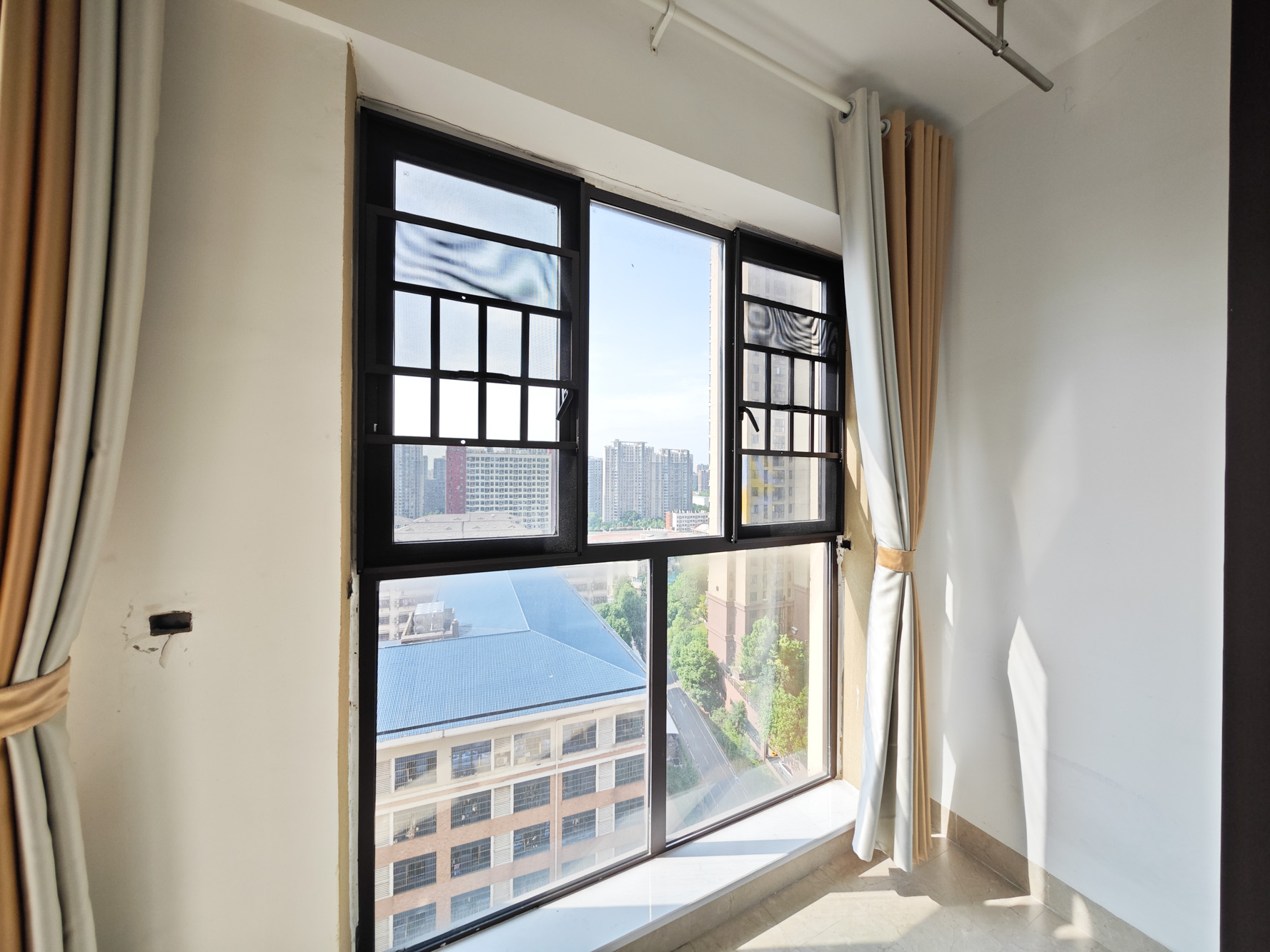 中建信和城  1室1厅1卫   56.00万其他