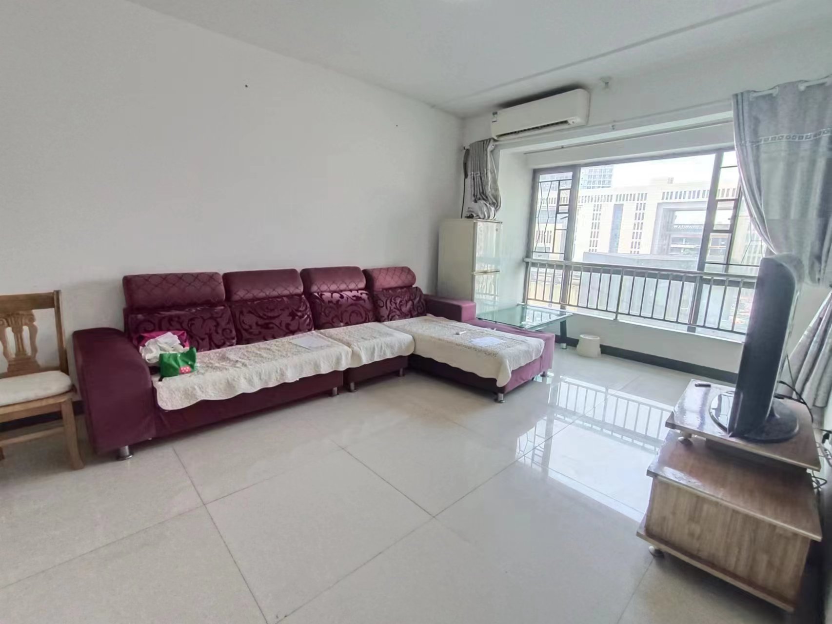 流金岁月-华晨国际 2室1厅1卫 54.8万 流金岁月-华晨国际 2室1厅1卫 54.8万室内图