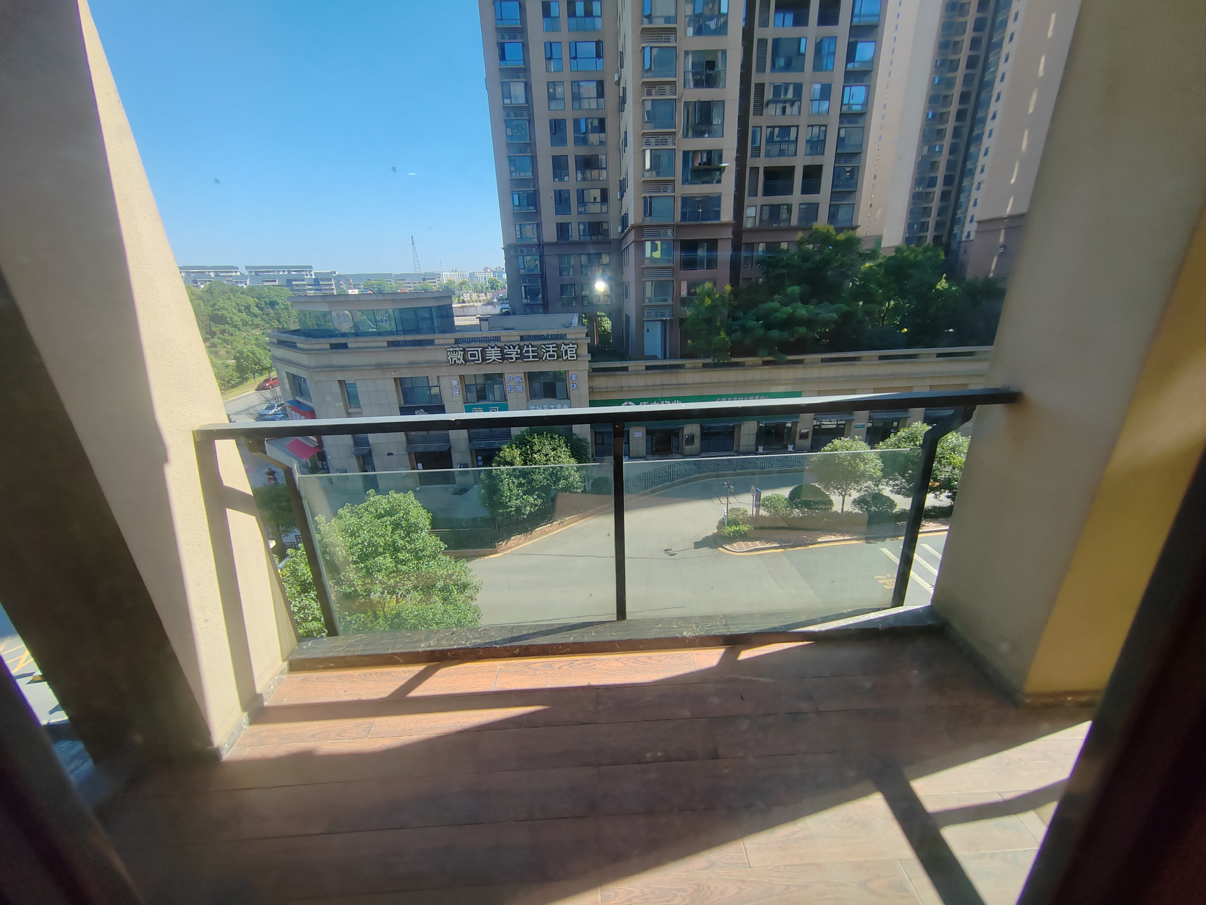 城市公园 3室2厅2卫 114.8万 城市公园 3室2厅2卫 114.8万室内图