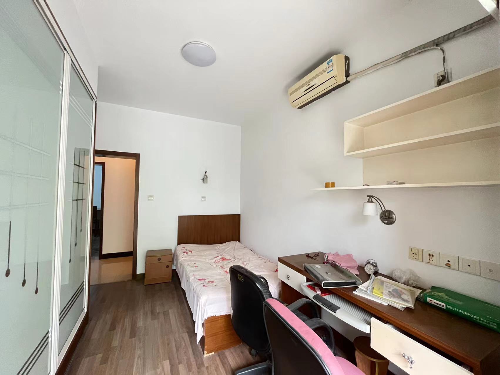 西子花园 3室2厅2卫 68.0万 西子花园 3室2厅2卫 68.0万室内图