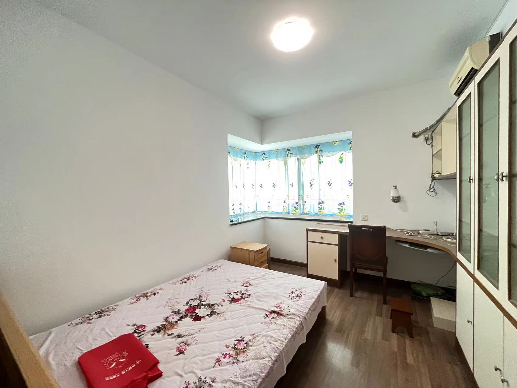 西子花园 3室2厅2卫 68.0万 西子花园 3室2厅2卫 68.0万室内图