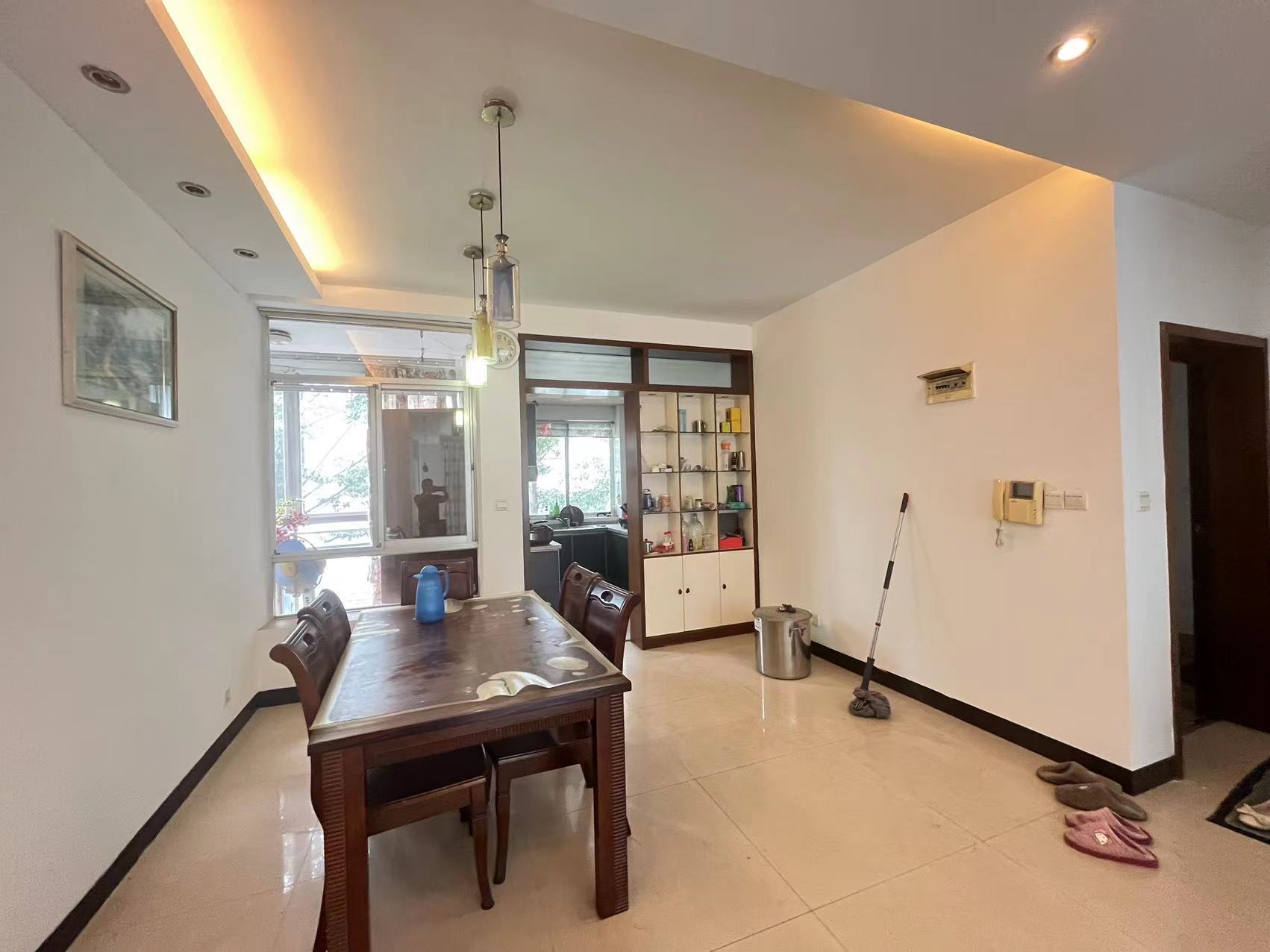 西子花园 3室2厅2卫 68.0万 西子花园 3室2厅2卫 68.0万室内图