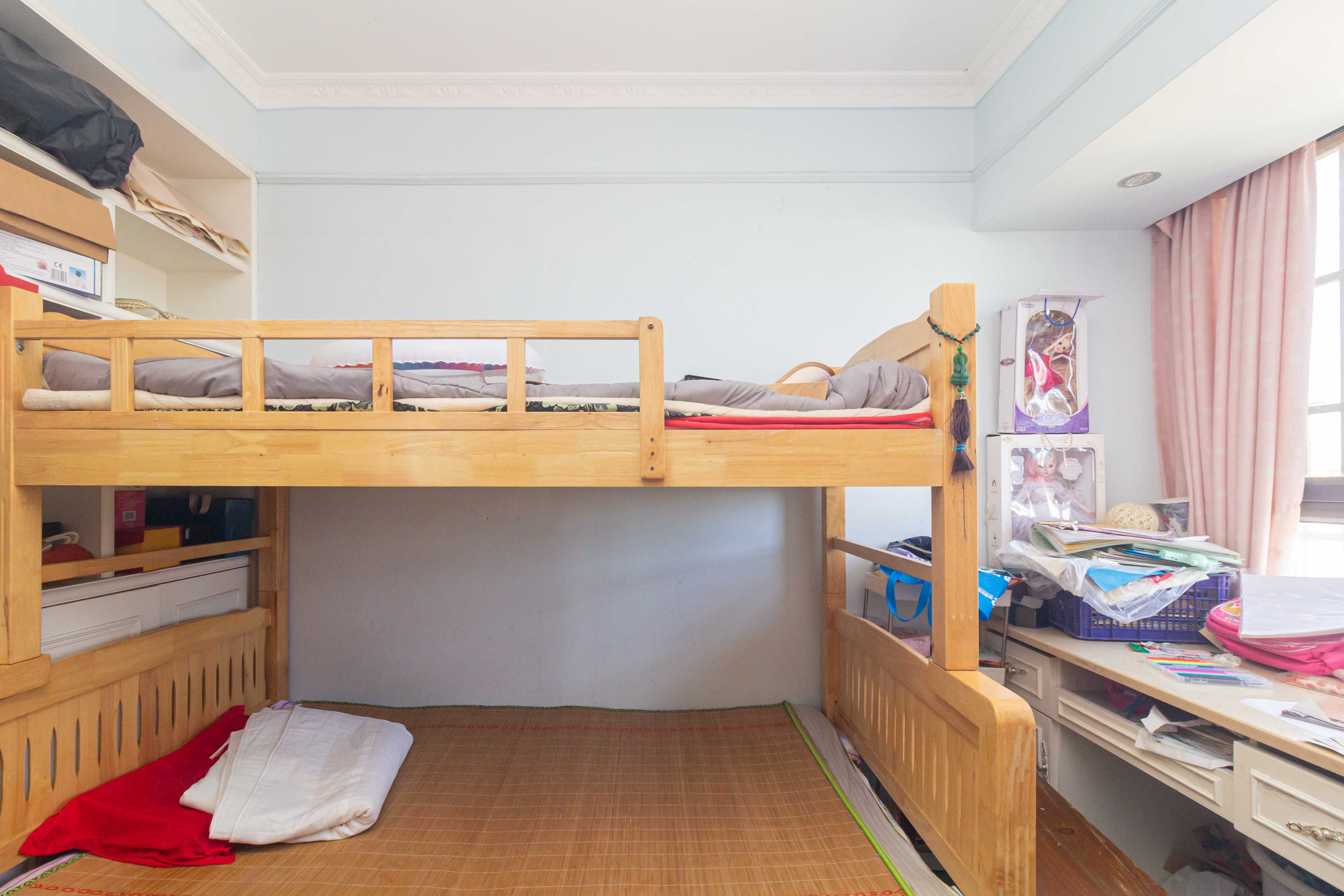 高林仕家 3室2厅1卫 88.0万 高林仕家 3室2厅1卫 88.0万卧室