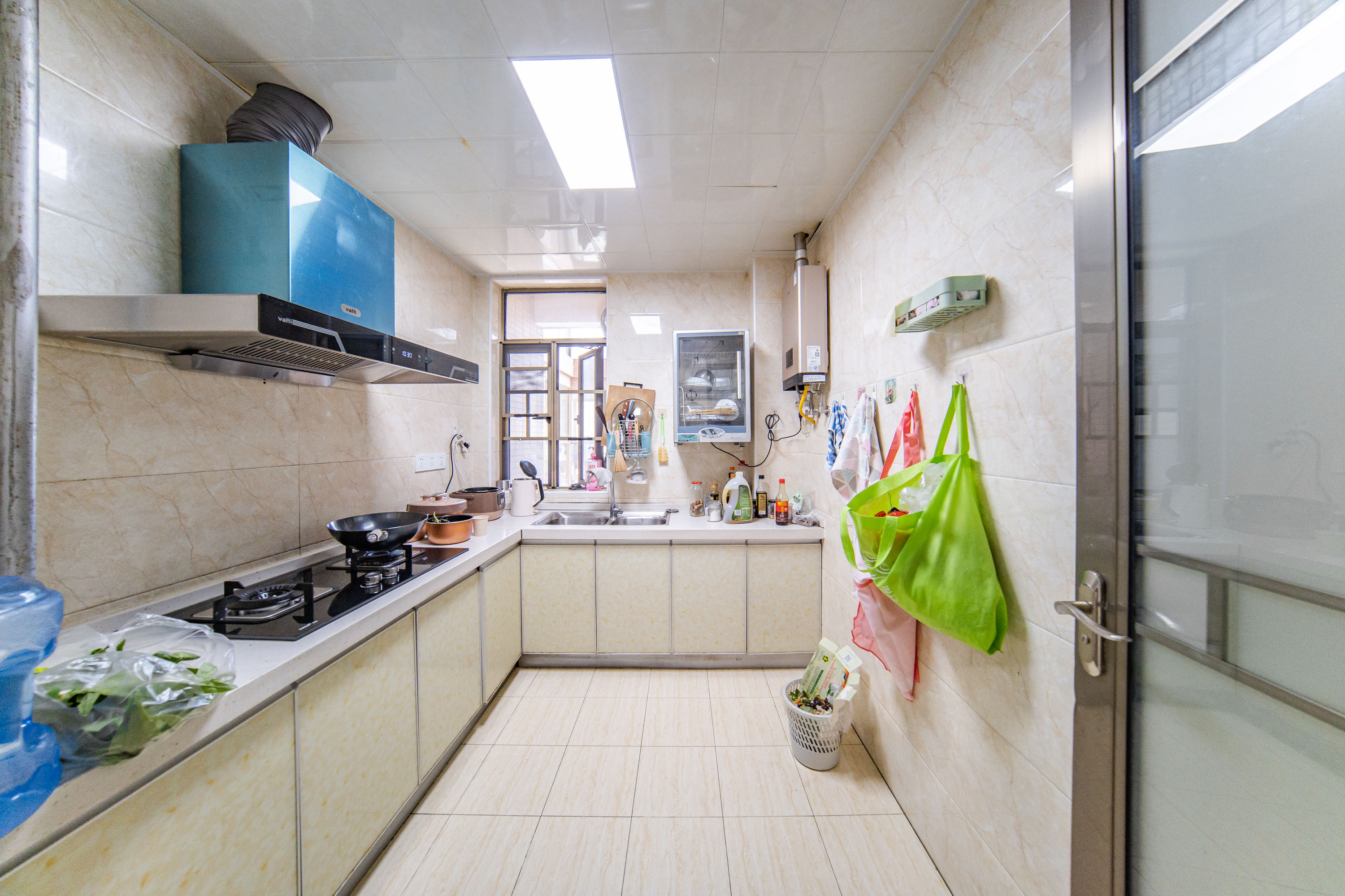 江山帝景雅典  2室2厅1卫    113.8万厨房