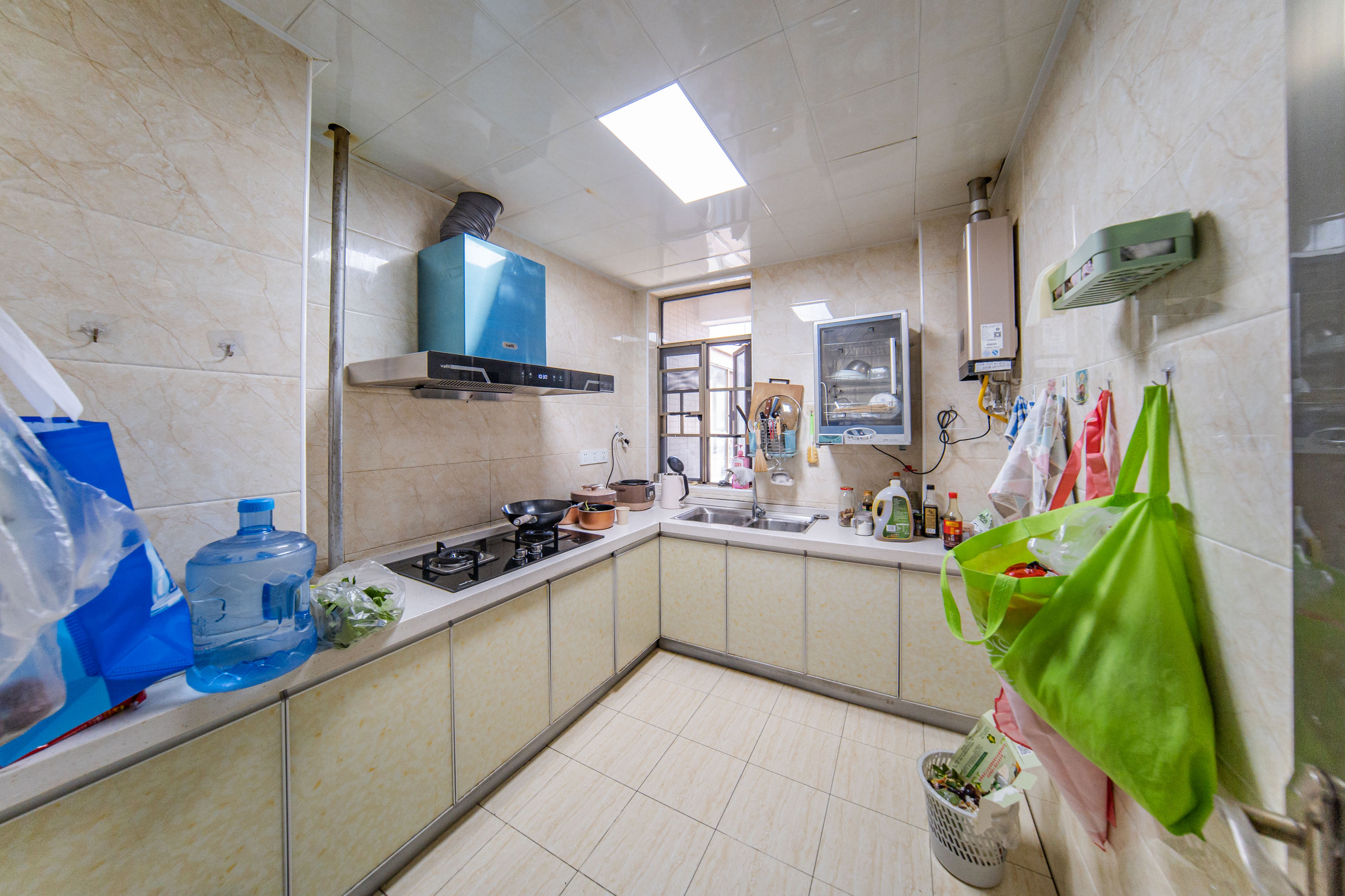 江山帝景雅典  2室2厅1卫    113.8万厨房