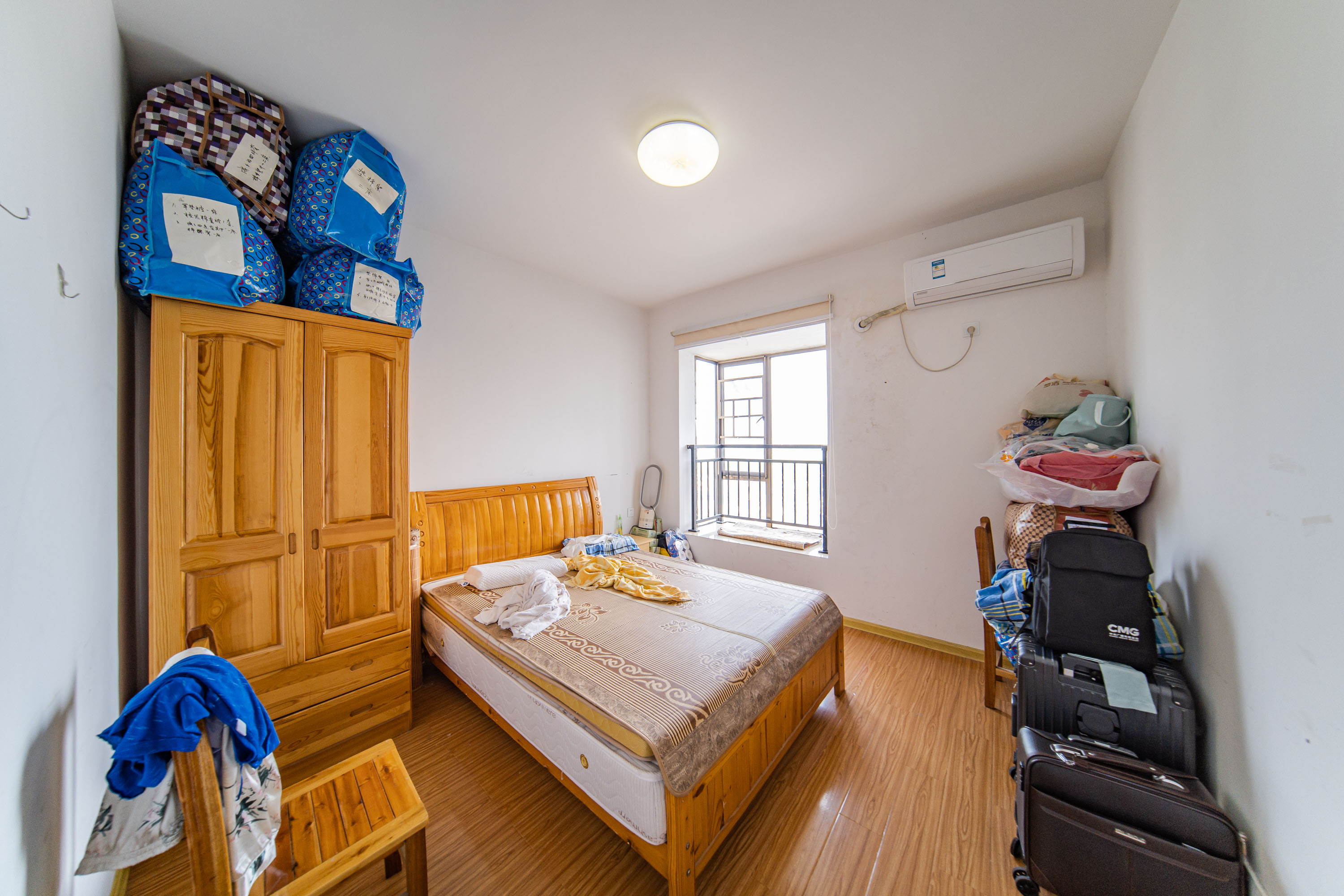 江山帝景雅典  2室2厅1卫    113.8万卧室