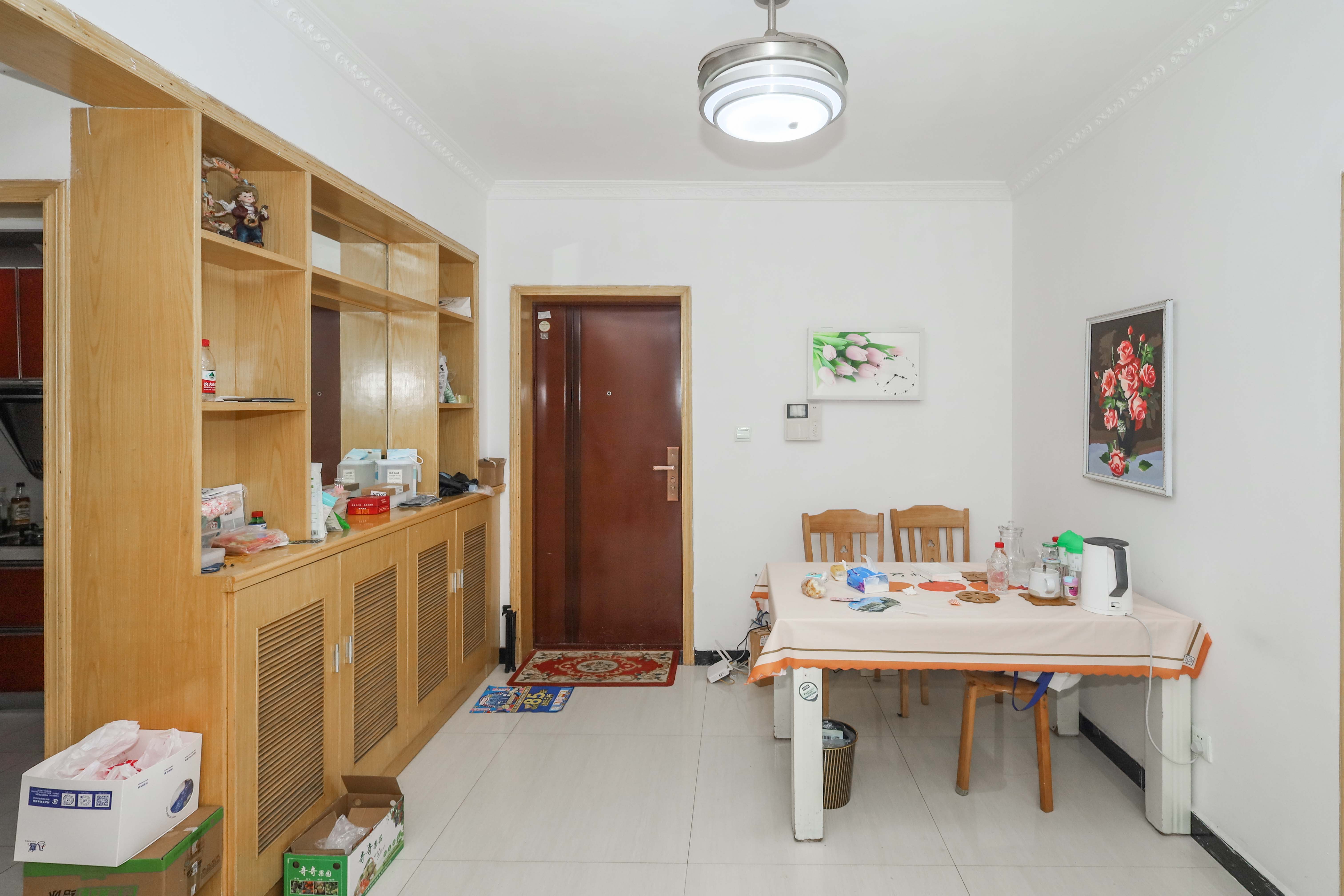 保利麓谷林语D区 2室2厅1卫 68.0万 保利麓谷林语D区 2室2厅1卫 68.0万客厅