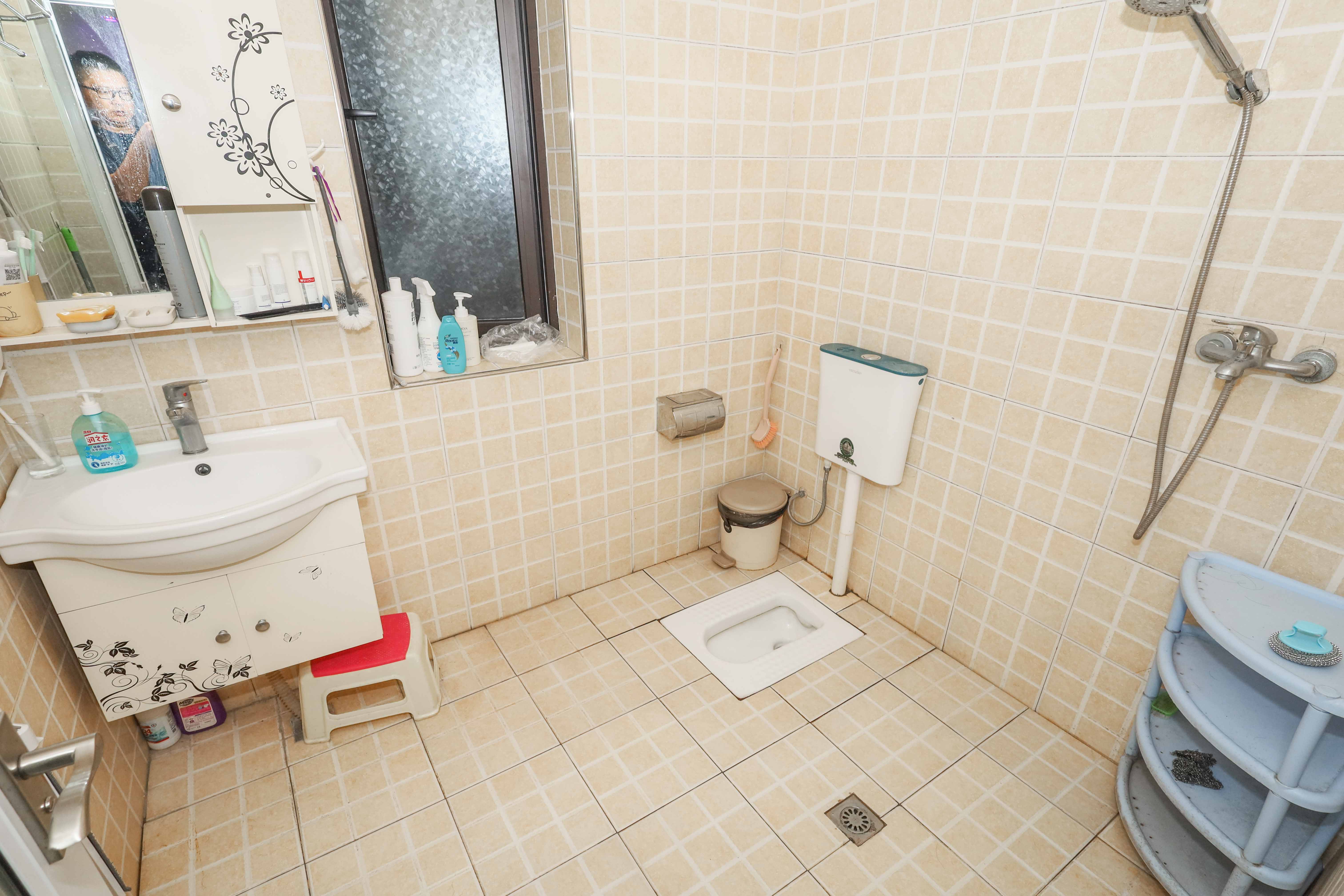 保利麓谷林语D区 2室2厅1卫 68.0万 保利麓谷林语D区 2室2厅1卫 68.0万卫生间