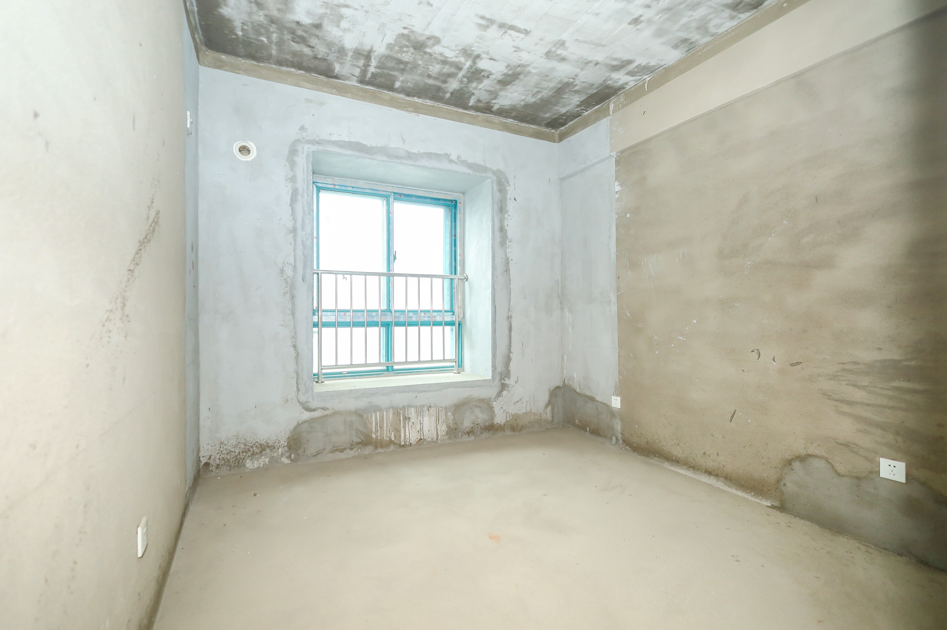 蝴蝶谷 3室2厅2卫 62.0万 蝴蝶谷 3室2厅2卫 62.0万卧室