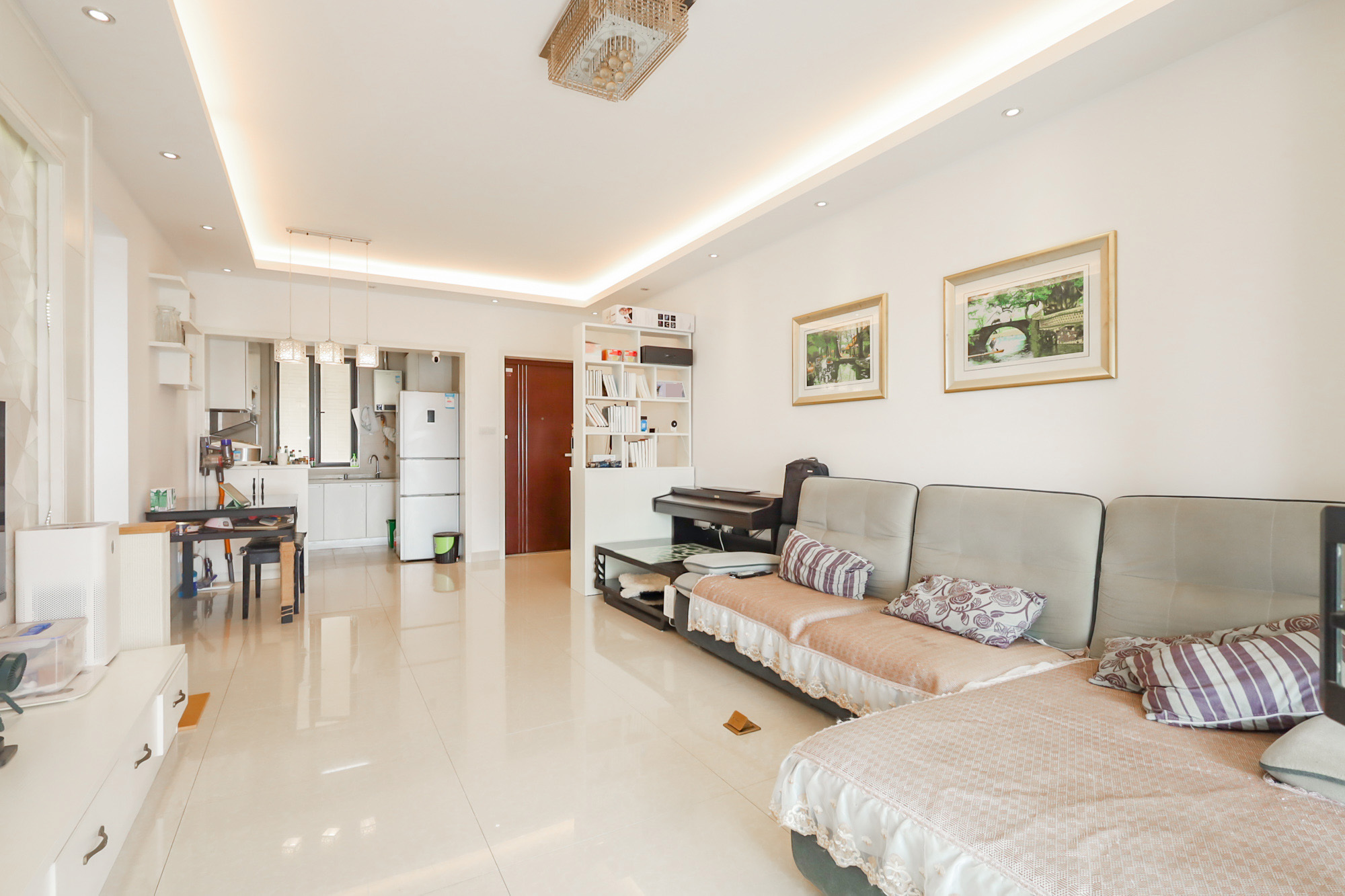 莱茵城  2室2厅1卫    81.0万客厅