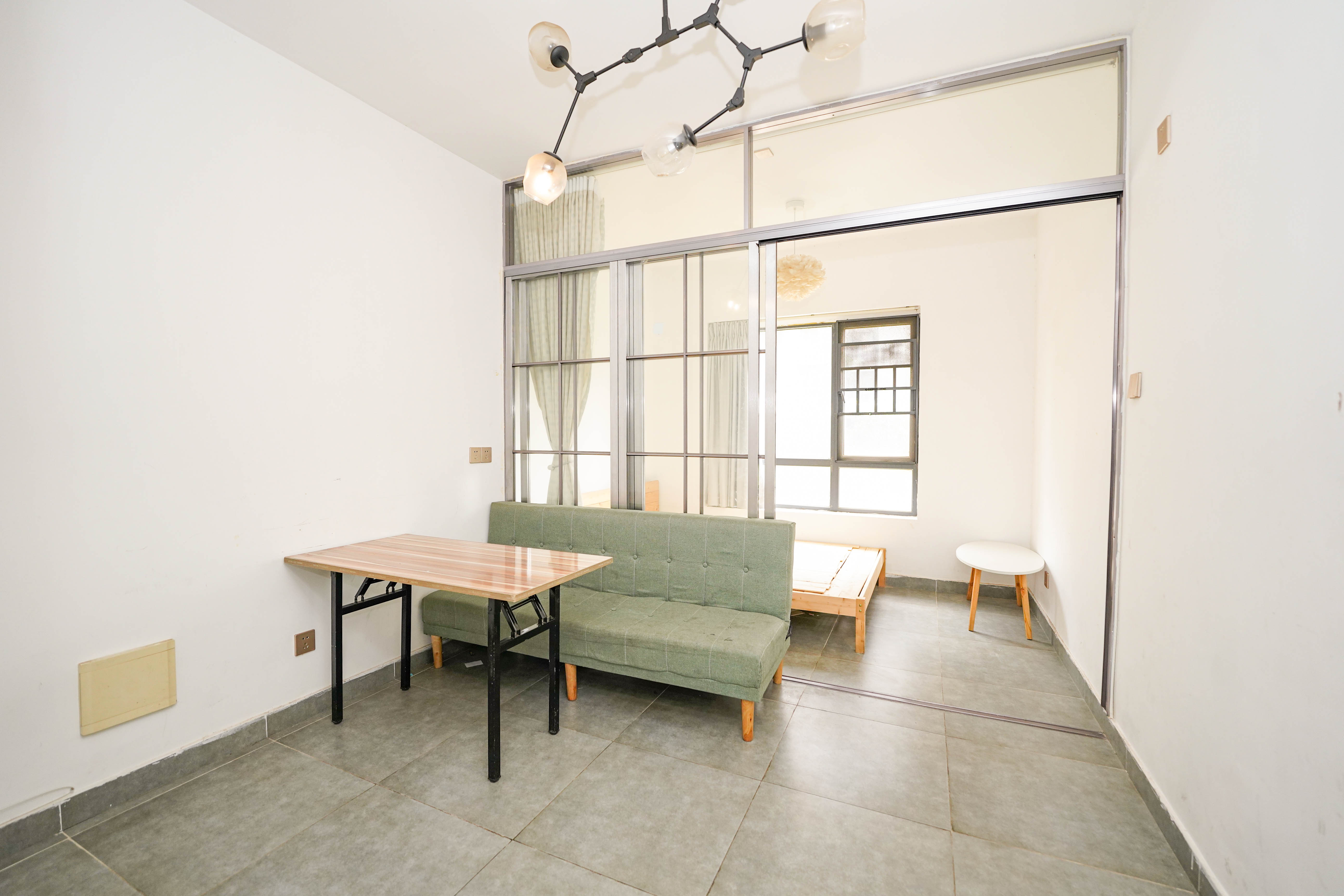 中信文化广场(中信新城二期) 1室1厅1卫 48.0万 中信文化广场(中信新城二期) 1室1厅1卫 48.0万客厅