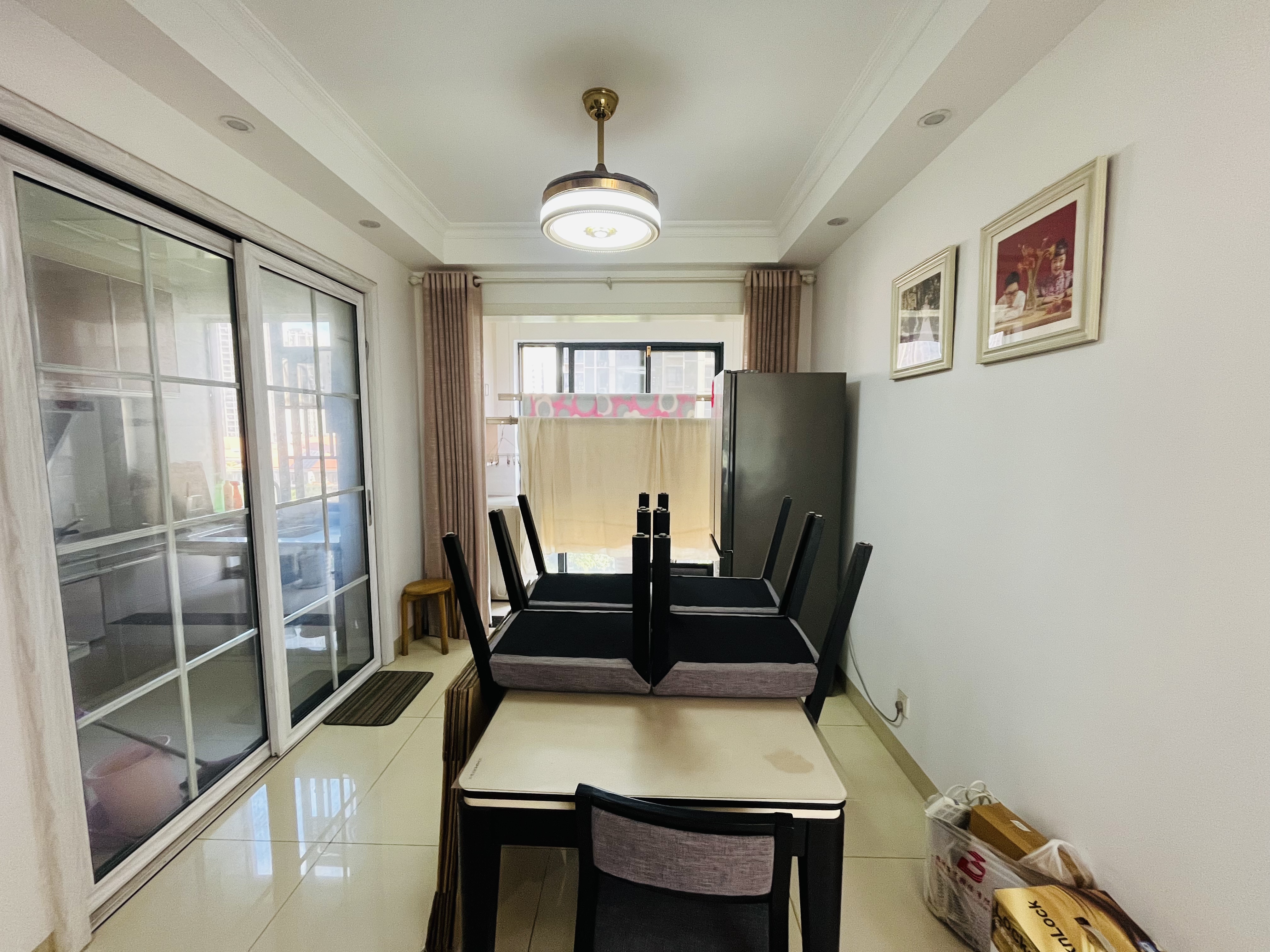 山水洲城华晨第一城 3室2厅2卫 76.8万 山水洲城华晨第一城 3室2厅2卫 76.8万室内图