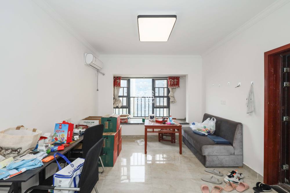 荣盛花语馨苑  2室2厅1卫    58.0万