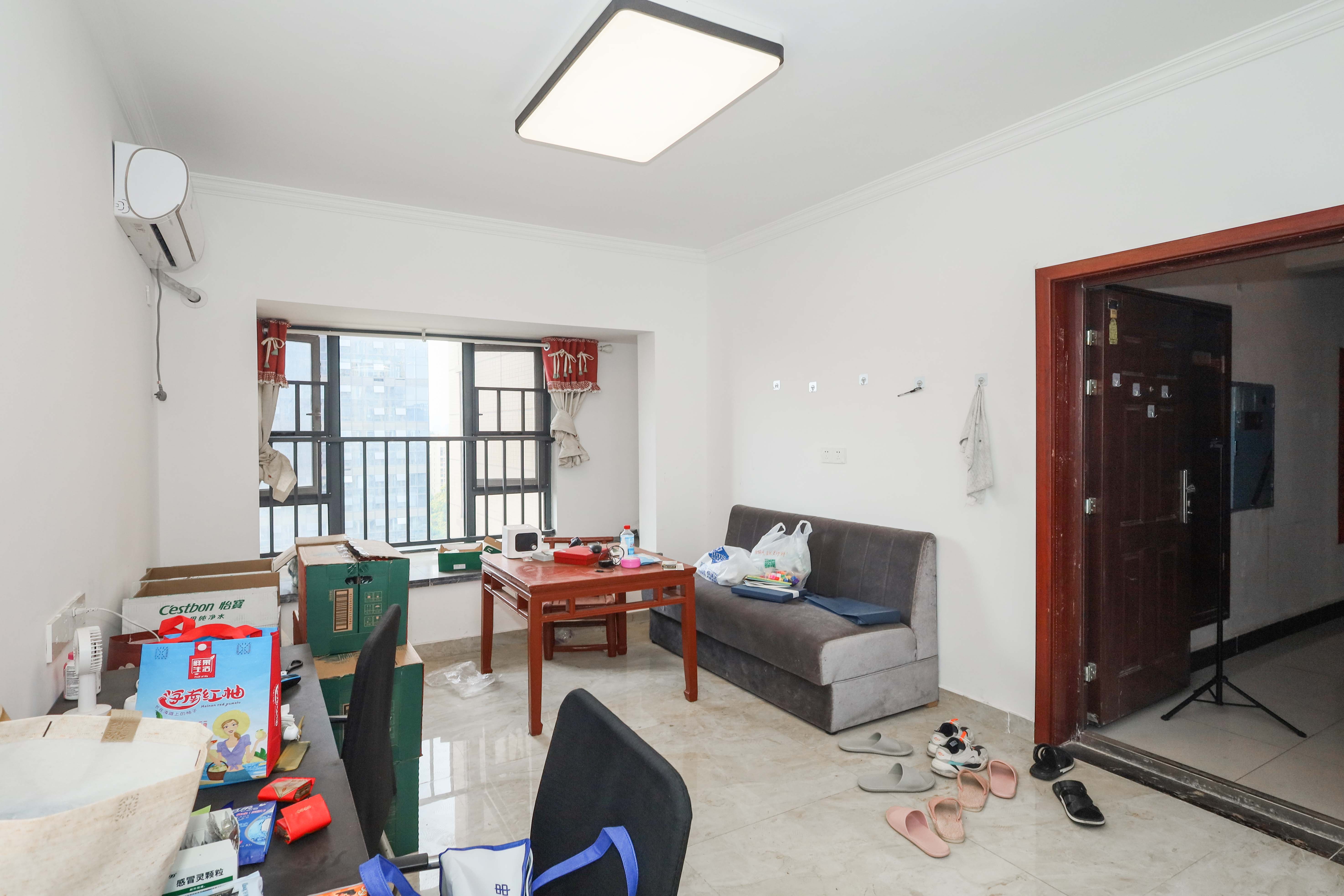 荣盛花语馨苑 2室2厅1卫 58.0万 荣盛花语馨苑 2室2厅1卫 58.0万客厅