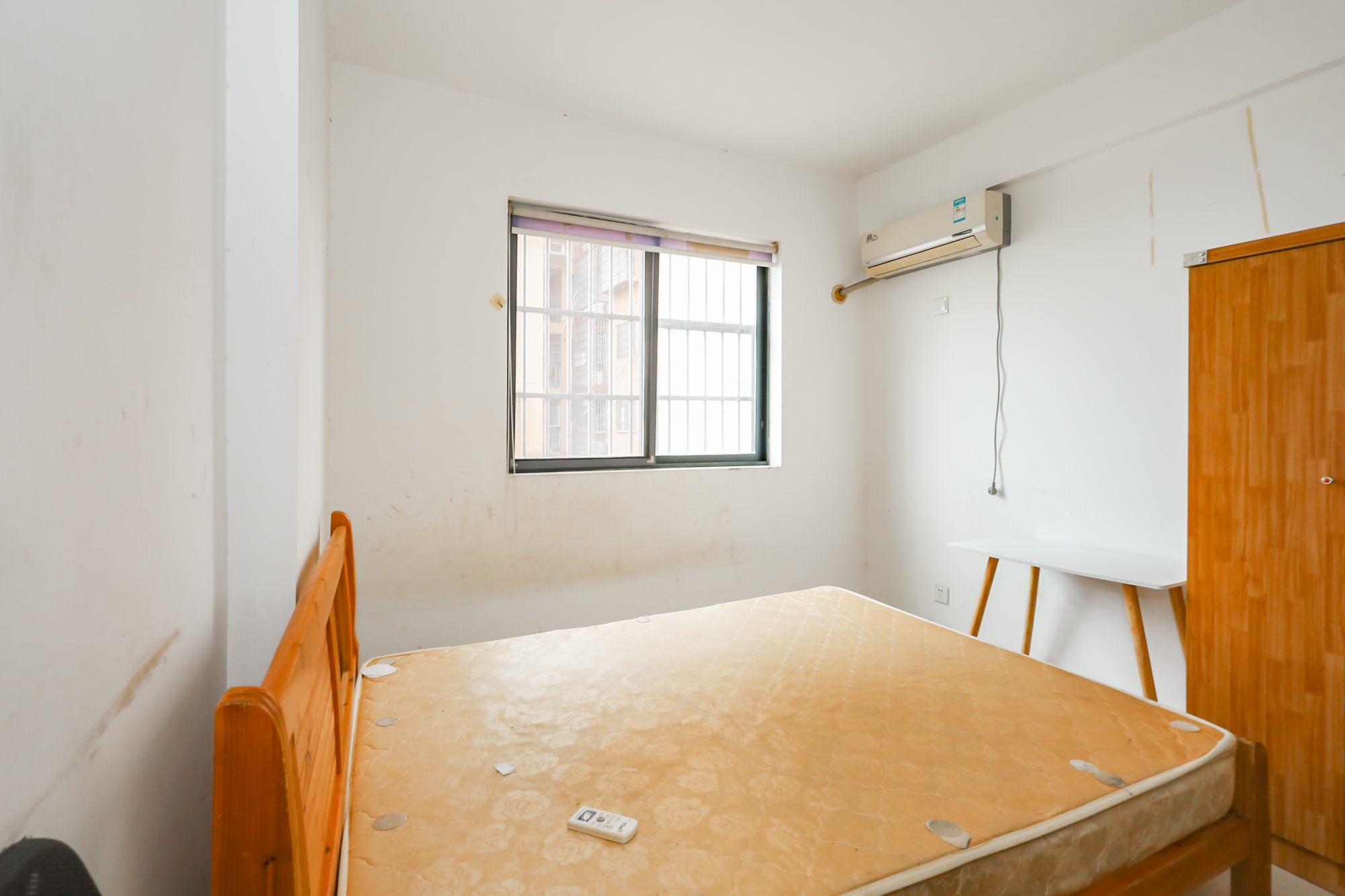 诚兴园  3室2厅1卫    83.0万卧室