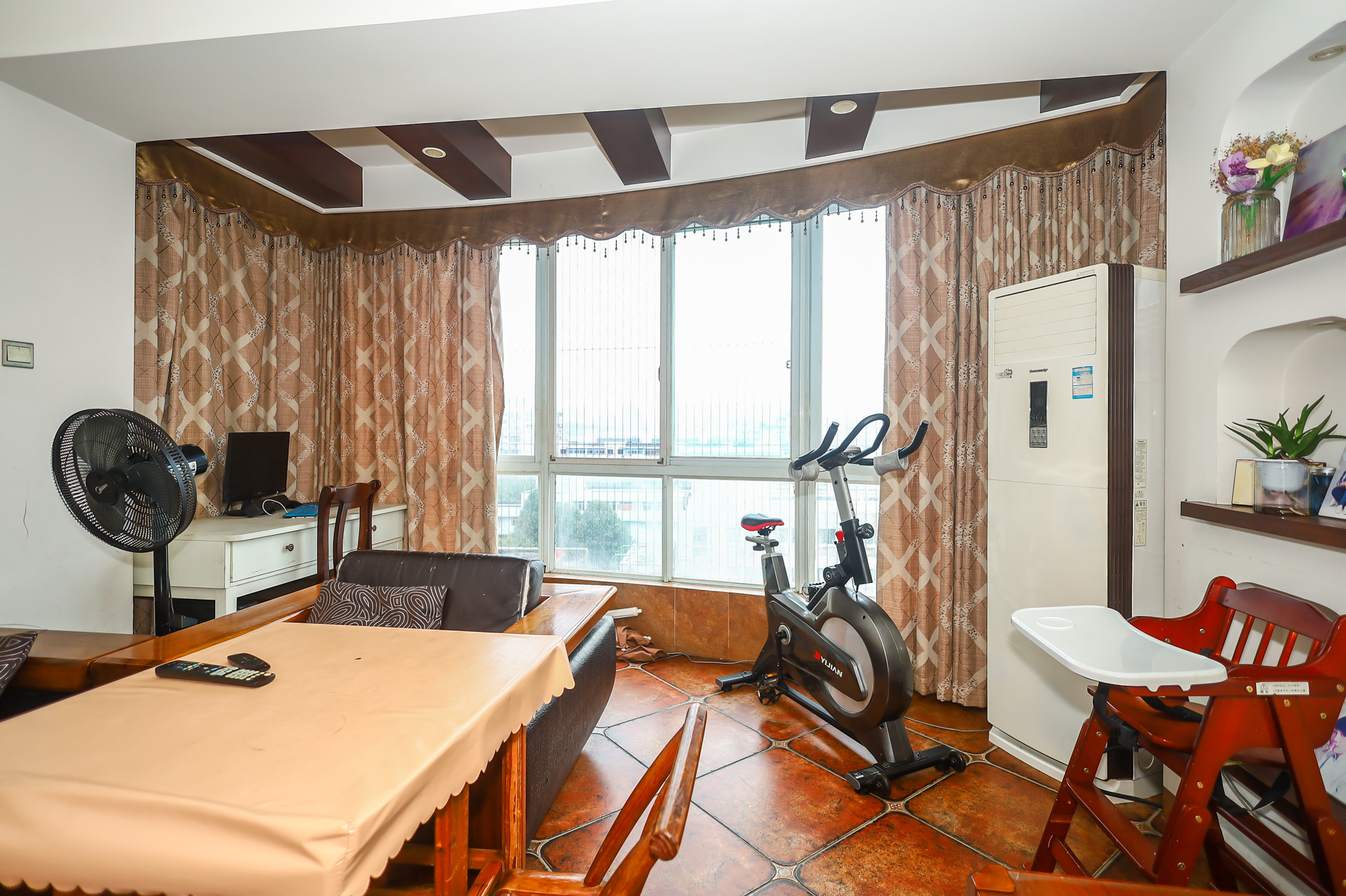 高林金三华邸 3室2厅2卫 66.0万 高林金三华邸 3室2厅2卫 66.0万阳台