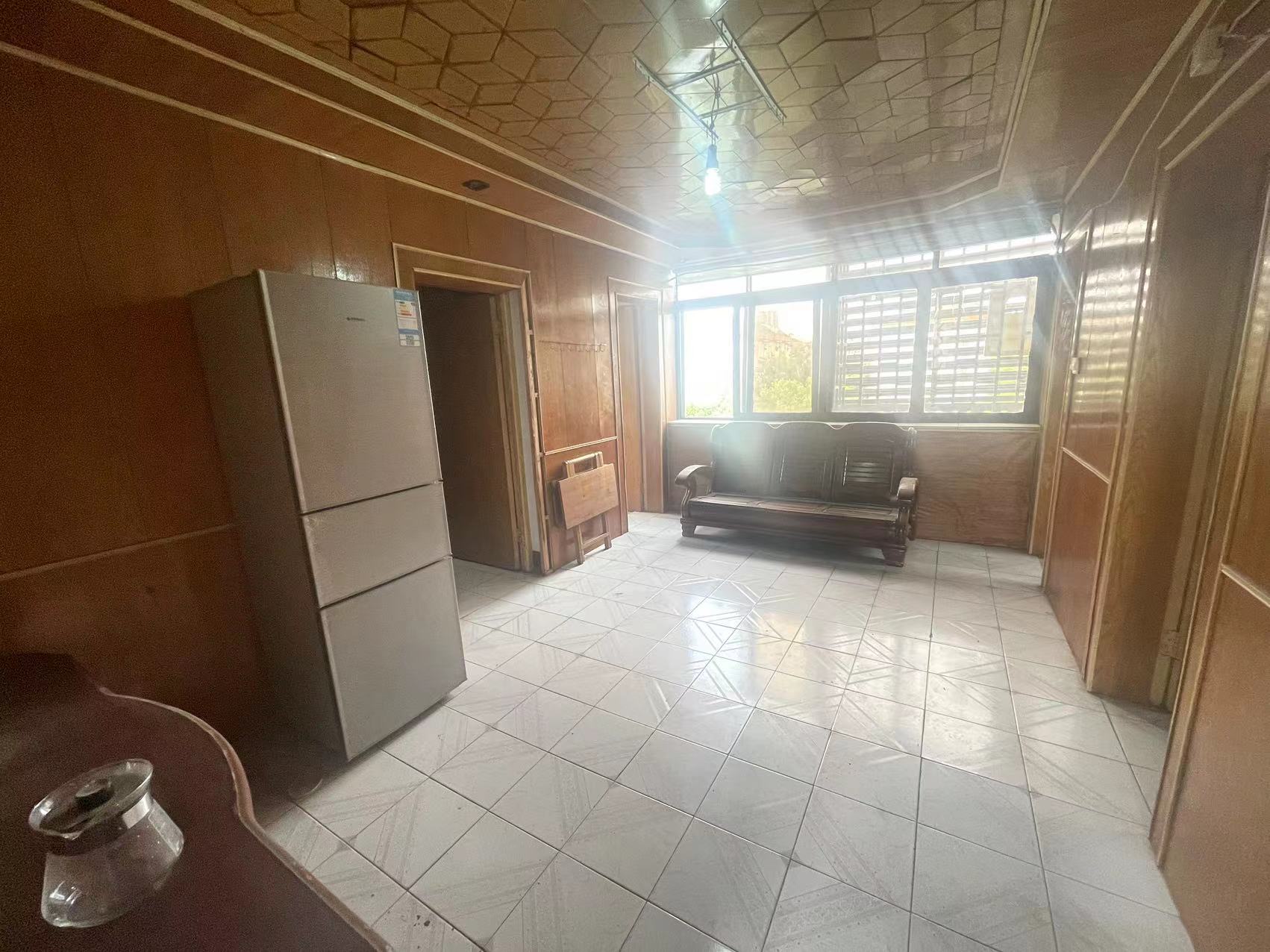 滨江一村 2室1厅1卫 22.0万 滨江一村 2室1厅1卫 22.0万室内图