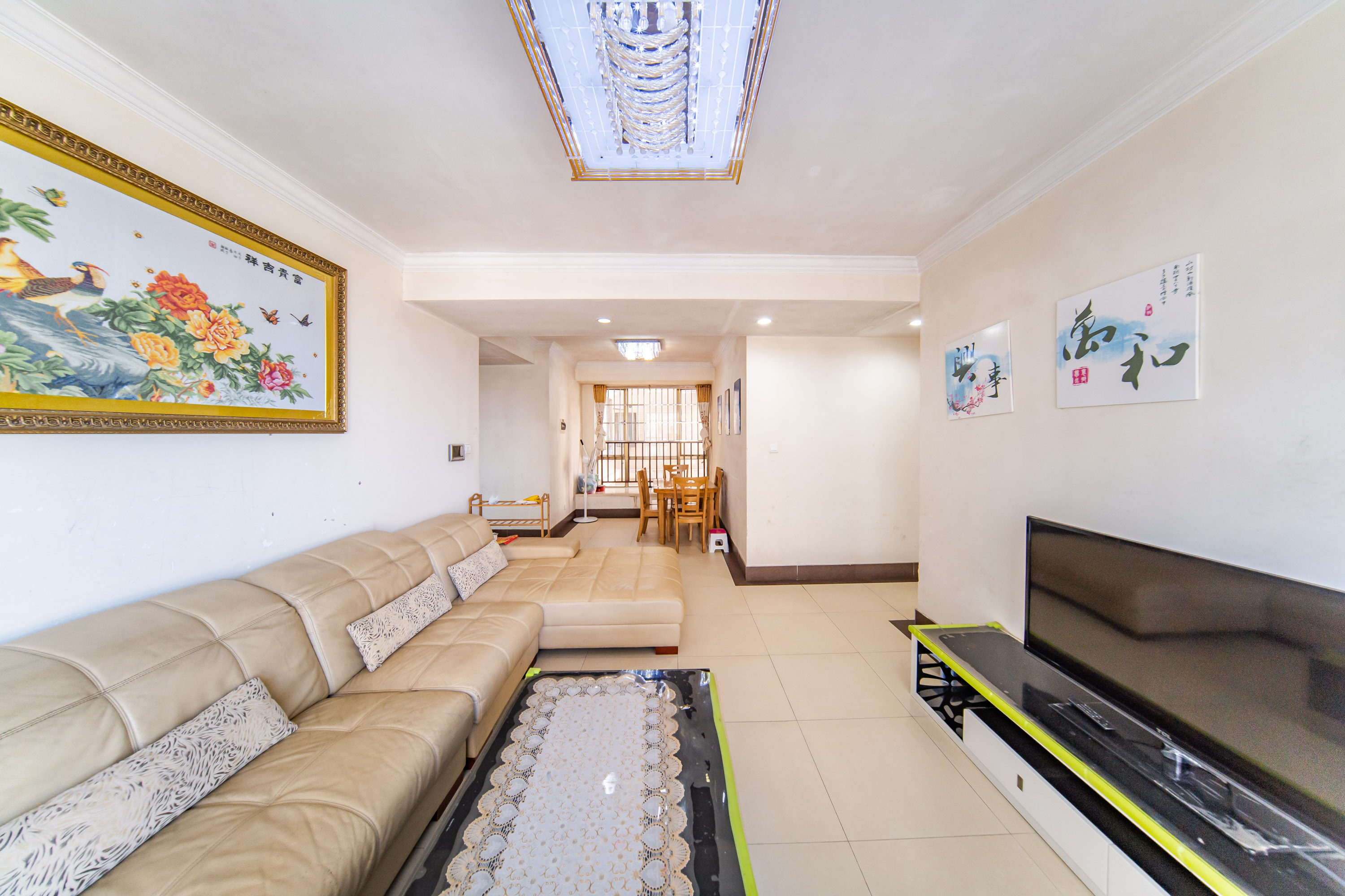 江山帝景雅典 3室2厅1卫 95.0万 江山帝景雅典 3室2厅1卫 95.0万客厅