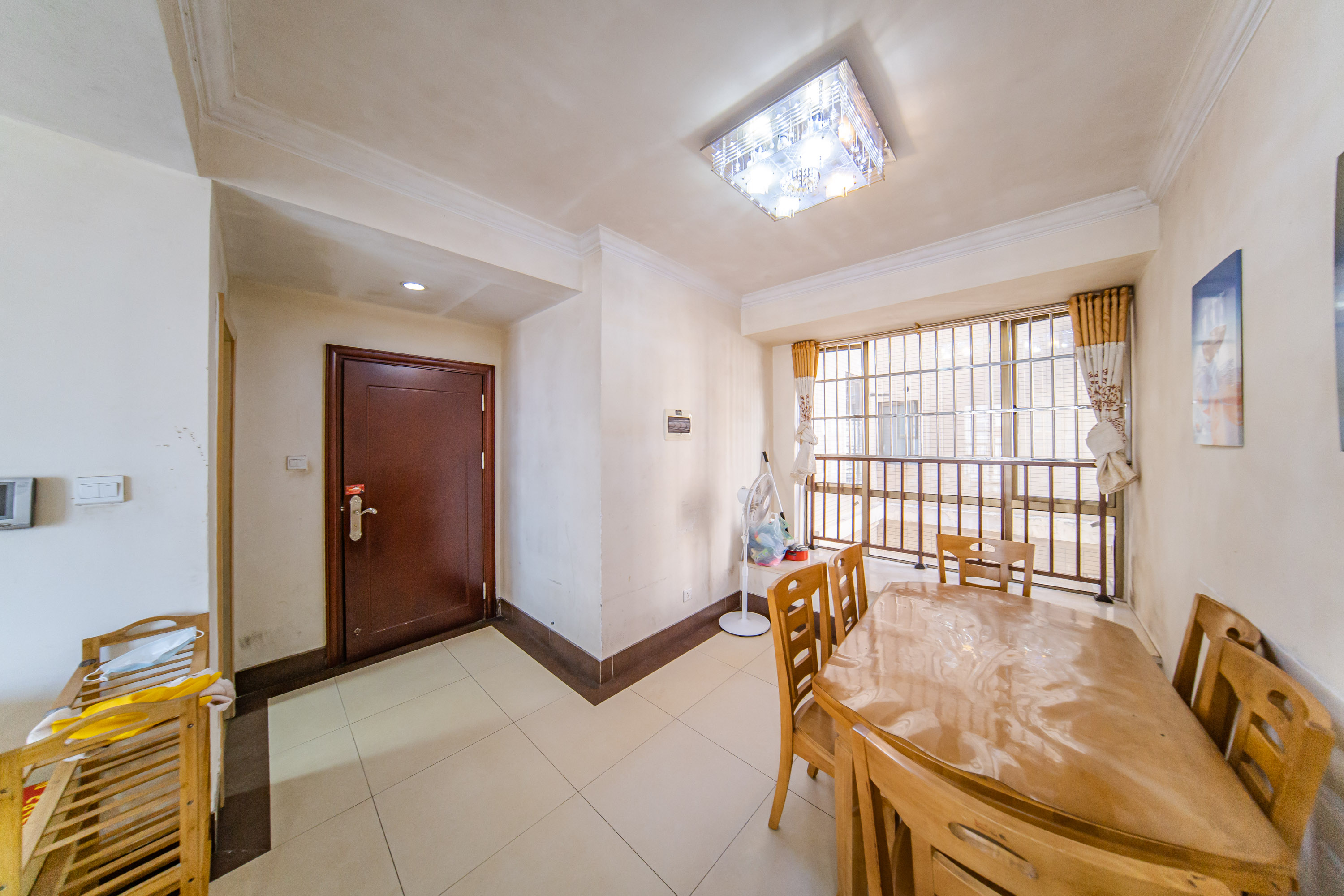 江山帝景雅典 3室2厅1卫 95.0万 江山帝景雅典 3室2厅1卫 95.0万客厅