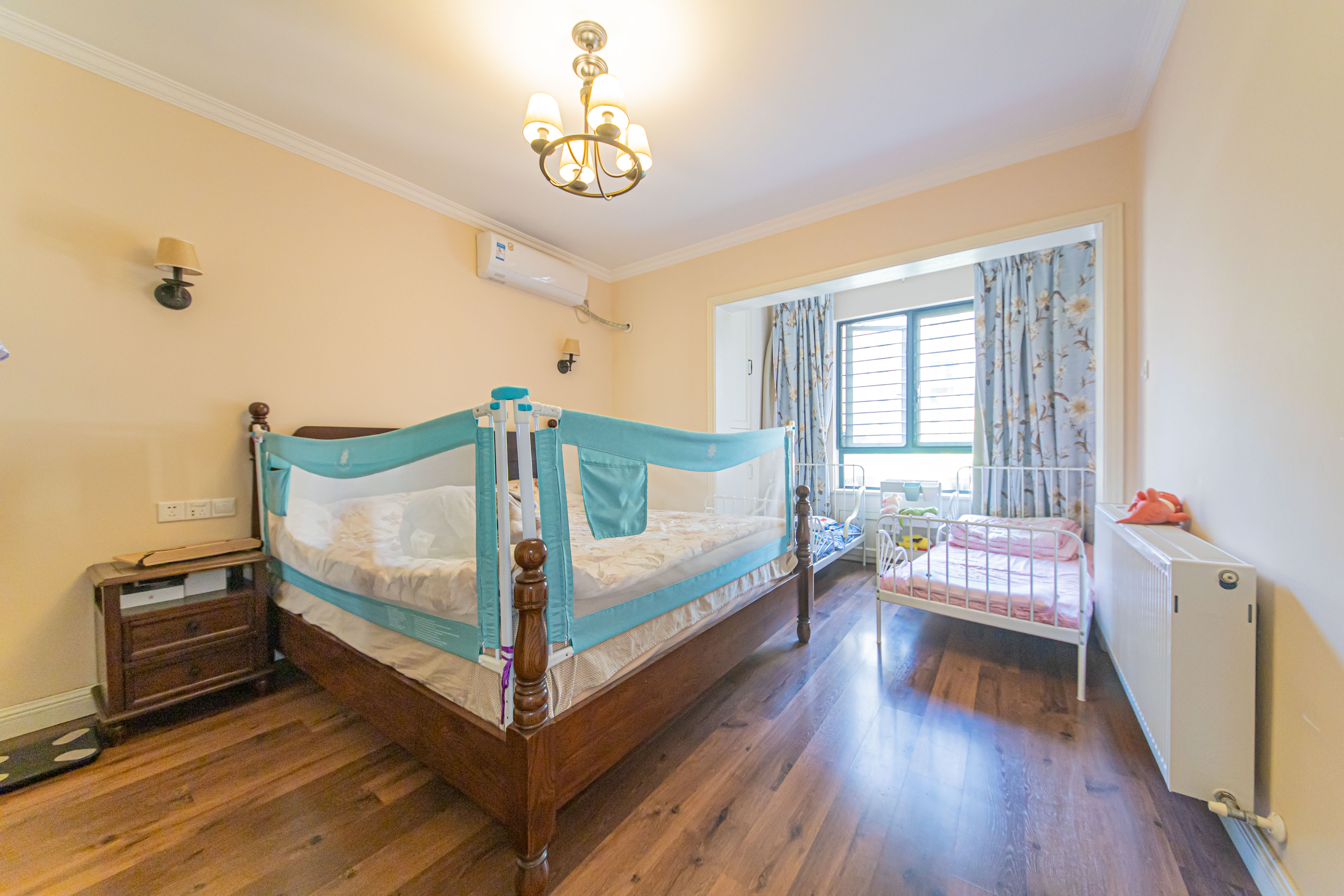 中建芙蓉嘉苑  3室2厅2卫    130.0万 中建芙蓉嘉苑  3室2厅2卫    130.0万卧室