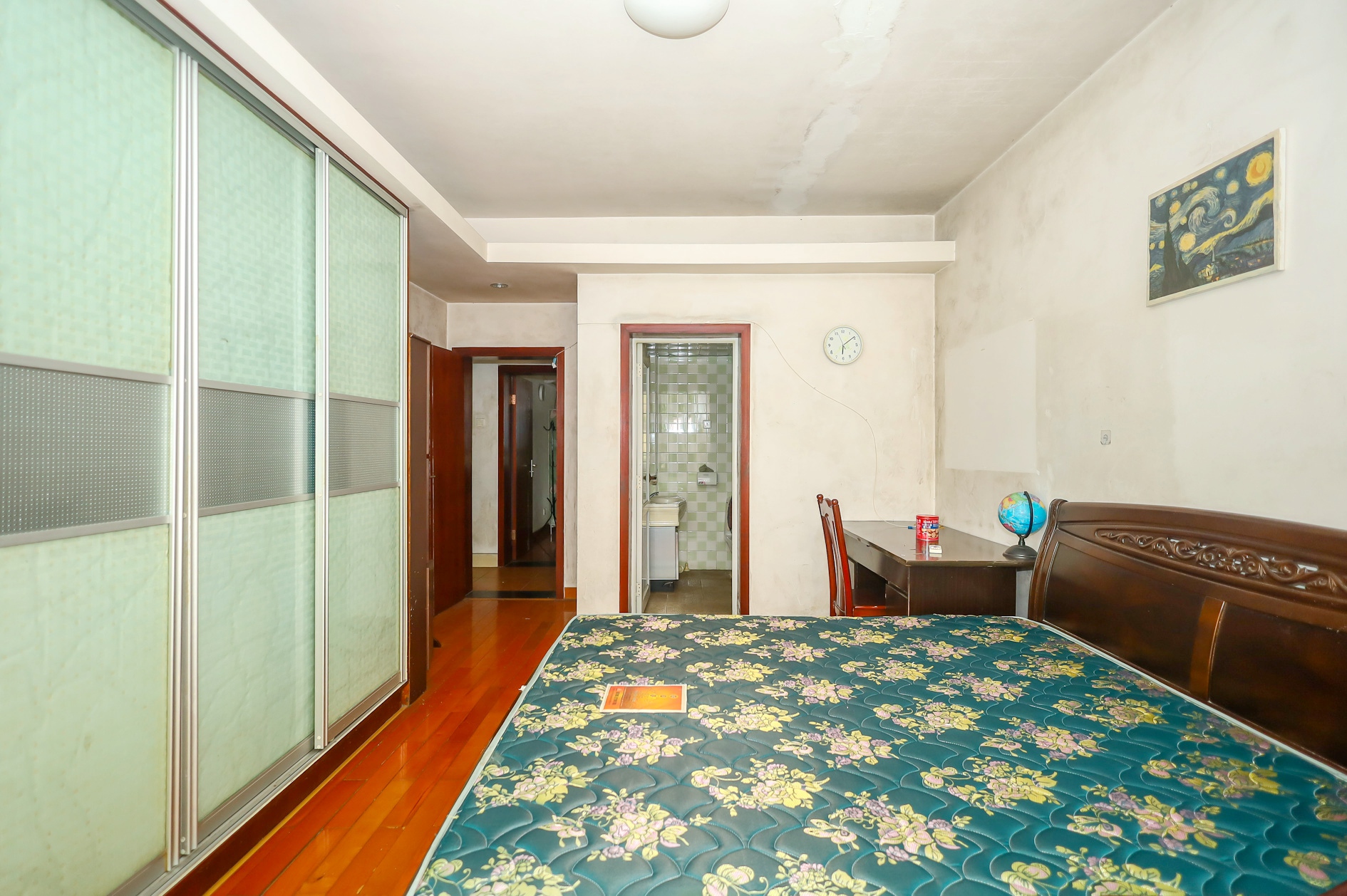 山水人家三期 3室2厅1卫 85.0万 山水人家三期 3室2厅1卫 85.0万卧室