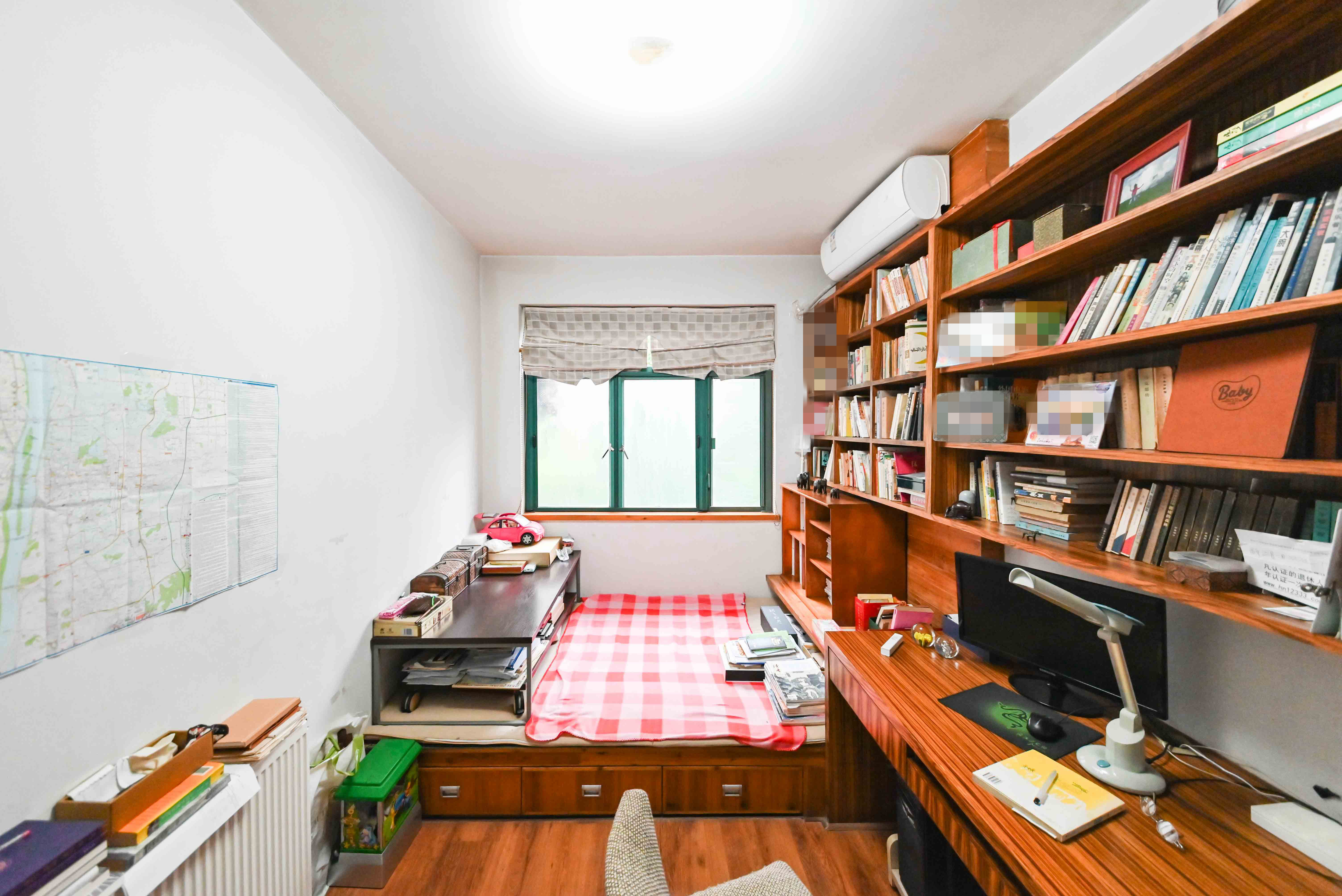 美林景园 3室2厅2卫 129.7万 美林景园 3室2厅2卫 129.7万卧室