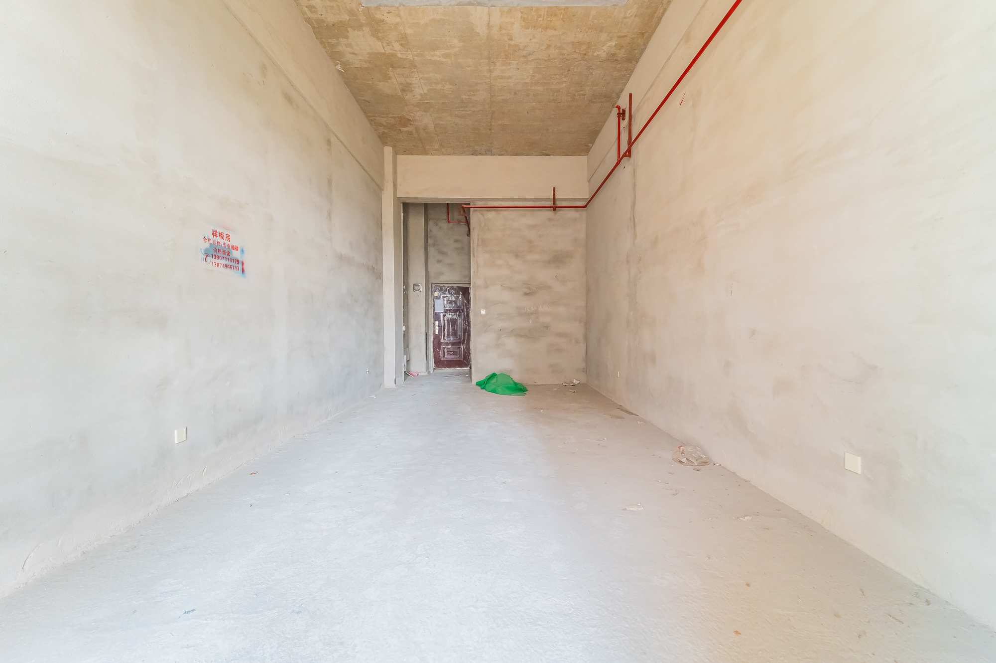 MOMA当代广场  2室1厅1卫    36.6万 MOMA当代广场  2室1厅1卫    36.6万客厅