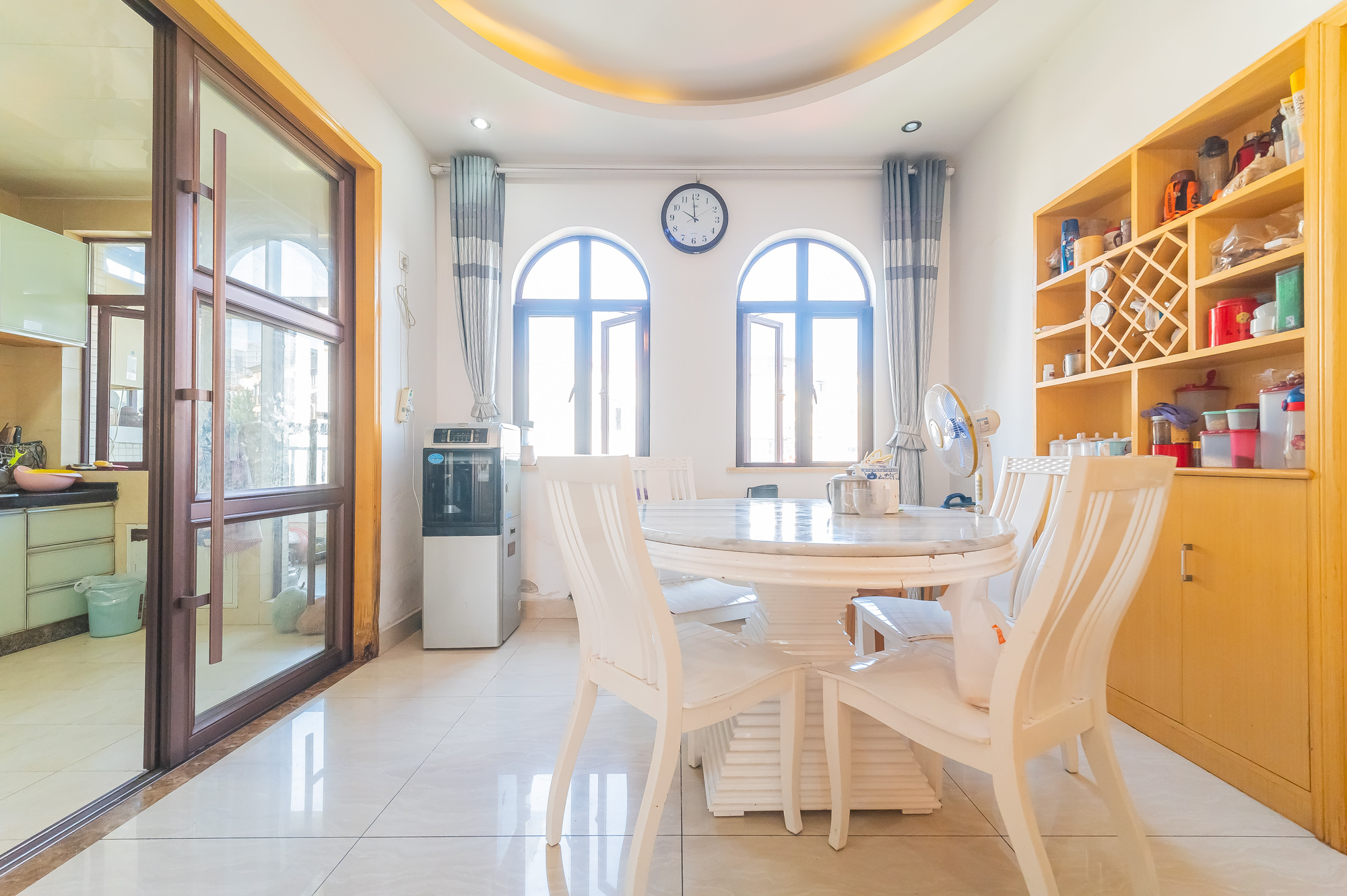 鹏基诺亚山林 4室2厅2卫 90.0万 鹏基诺亚山林 4室2厅2卫 90.0万客厅