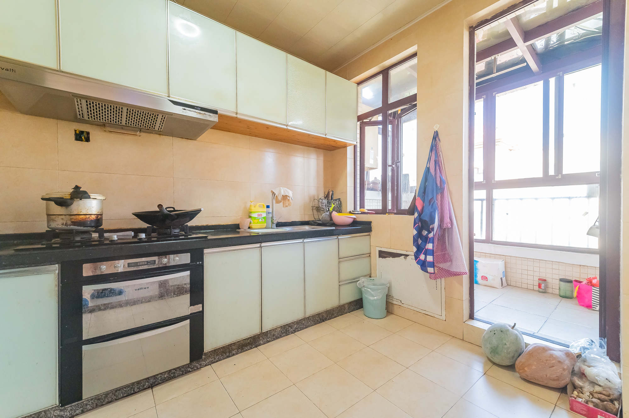 鹏基诺亚山林 4室2厅2卫 90.0万 鹏基诺亚山林 4室2厅2卫 90.0万厨房