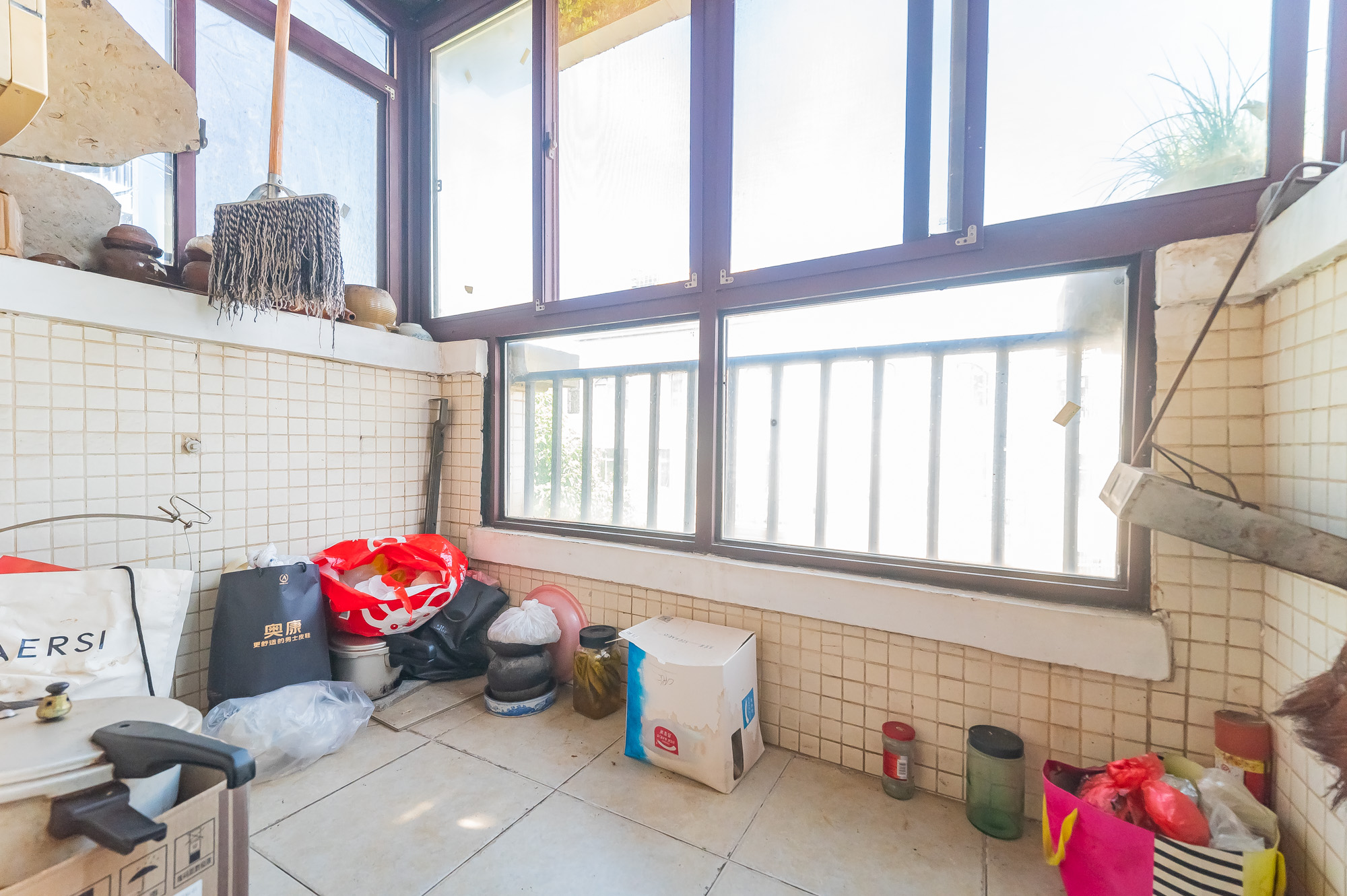 鹏基诺亚山林  4室2厅2卫   99.00万厨房